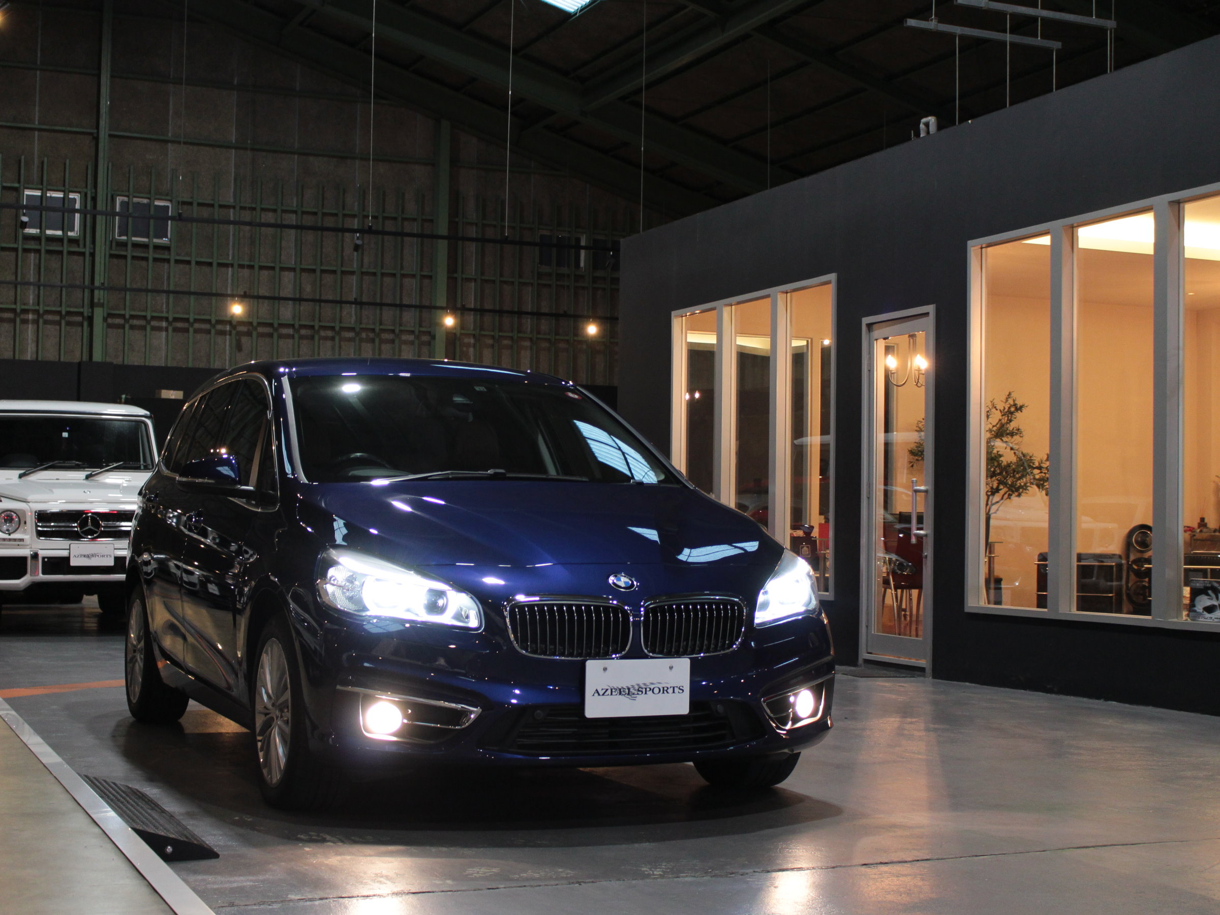ＢＭＷ　２１８ｄ　グランツアラー　ラグジュアリー
