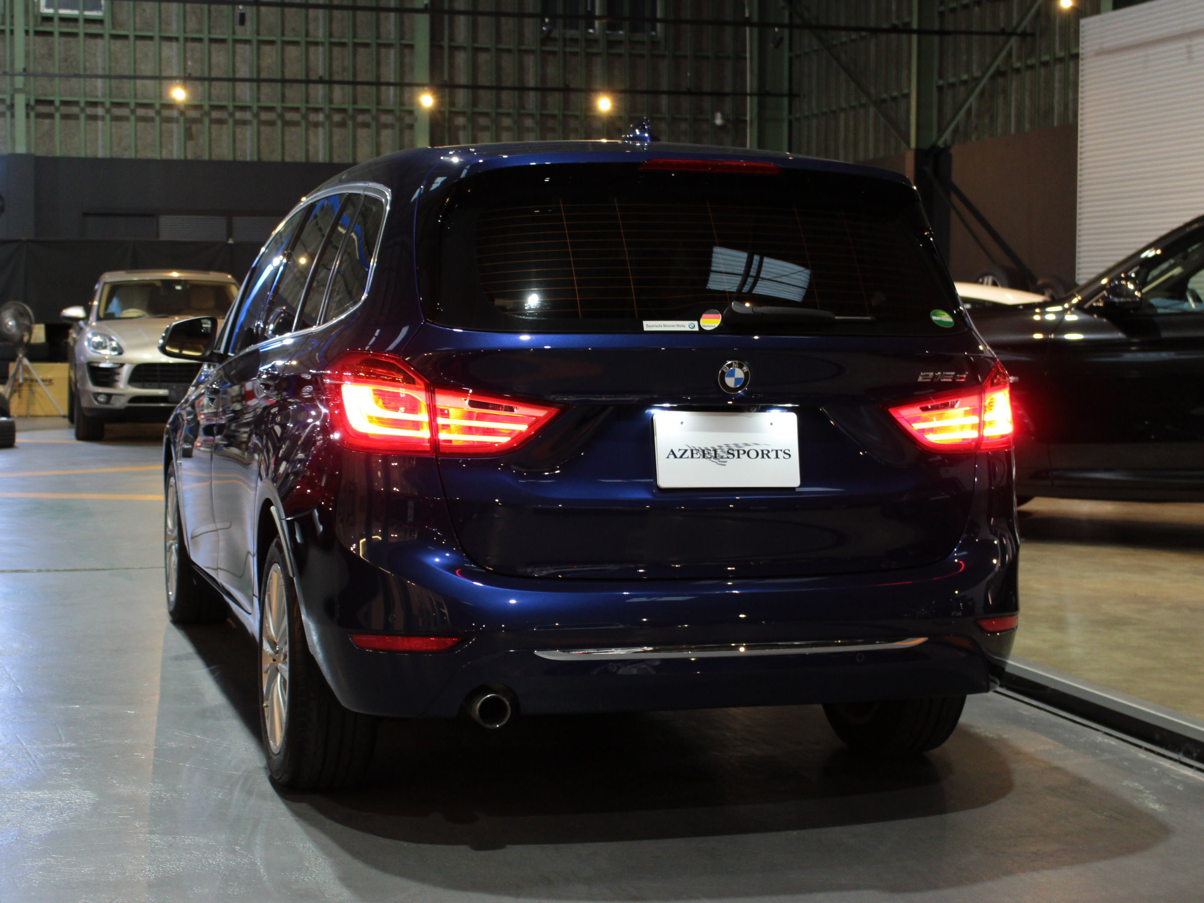 ＢＭＷ　２１８ｄ　グランツアラー　ラグジュアリー