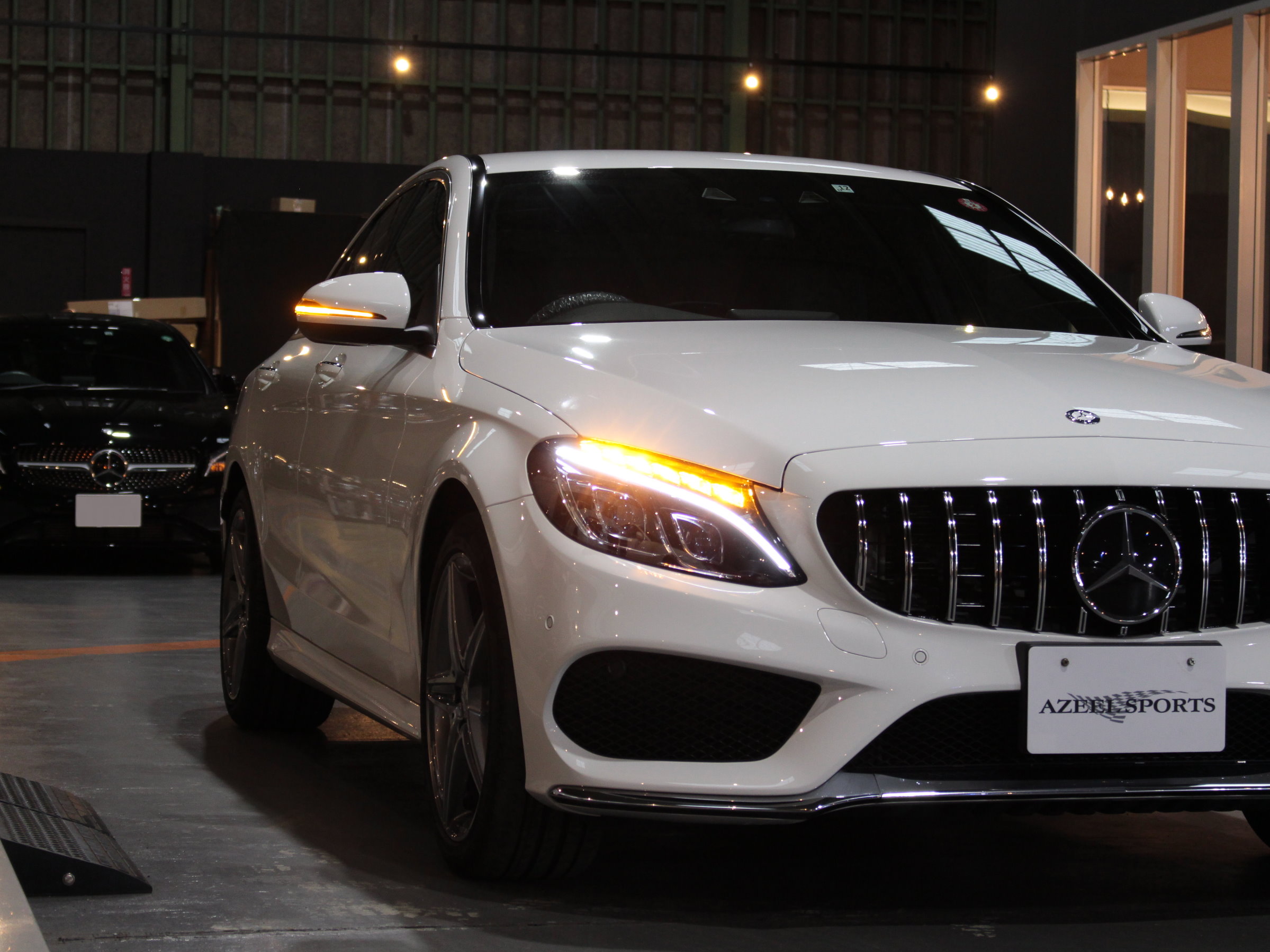 メルセデスベンツ　Ｃ２００　アバンギャルド　ＡＭＧライン