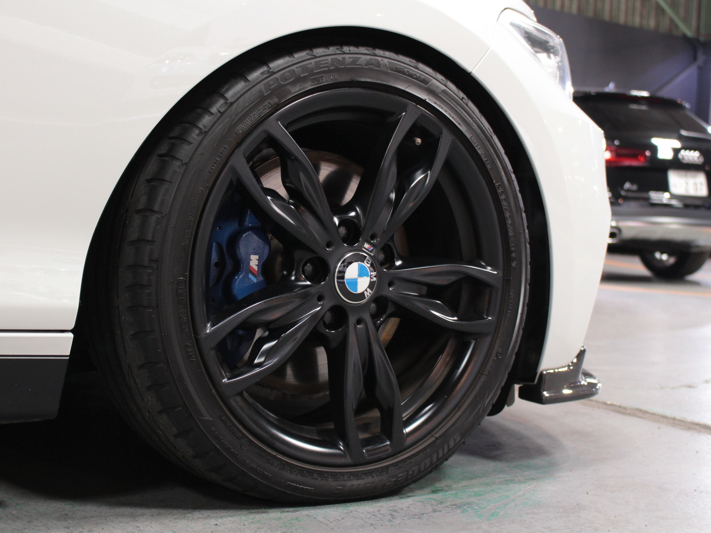 ＢＭＷ　Ｍ２３５ⅰ　クーペ　