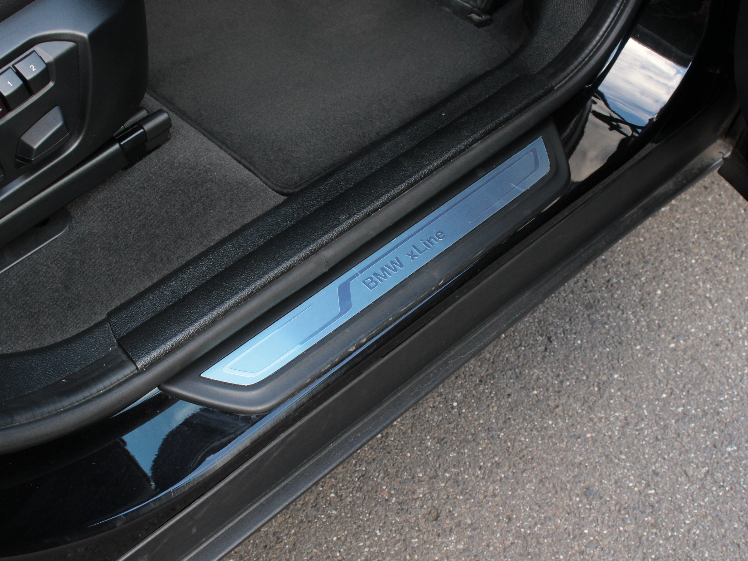 ＢＭＷ　Ｘ３　Ｘドライブ　２０ｄ　Ｘライン