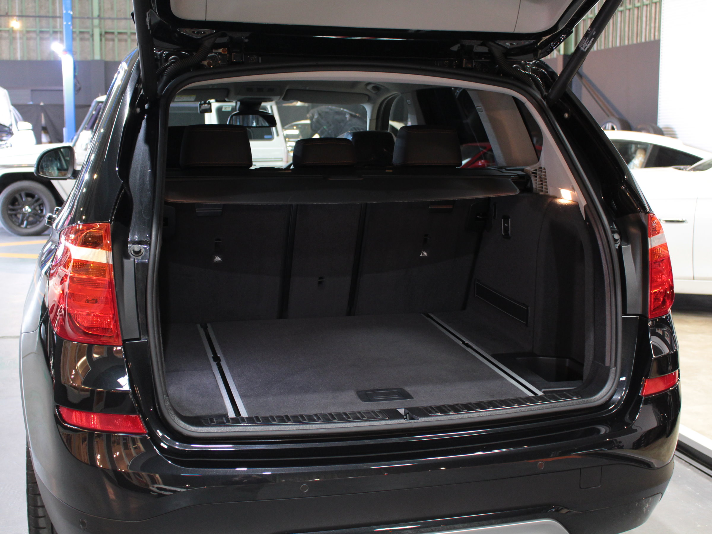 ＢＭＷ　Ｘ３　Ｘドライブ　２０ｄ　Ｘライン