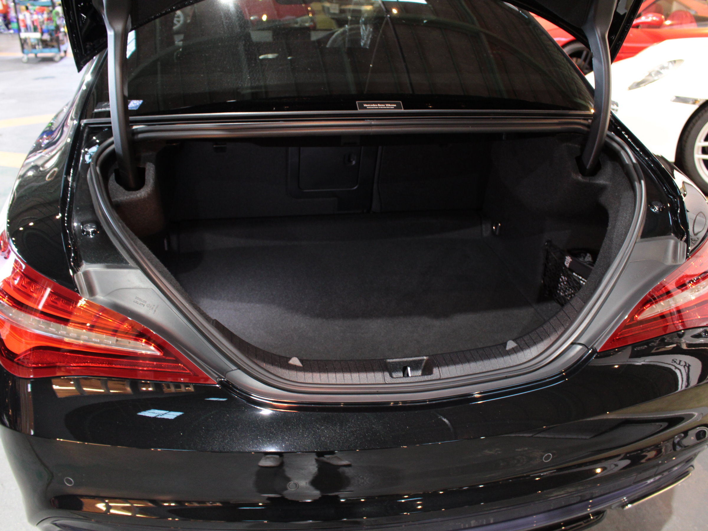 メルセデスベンツ　ＣＬＡ　１８０　スポーツ