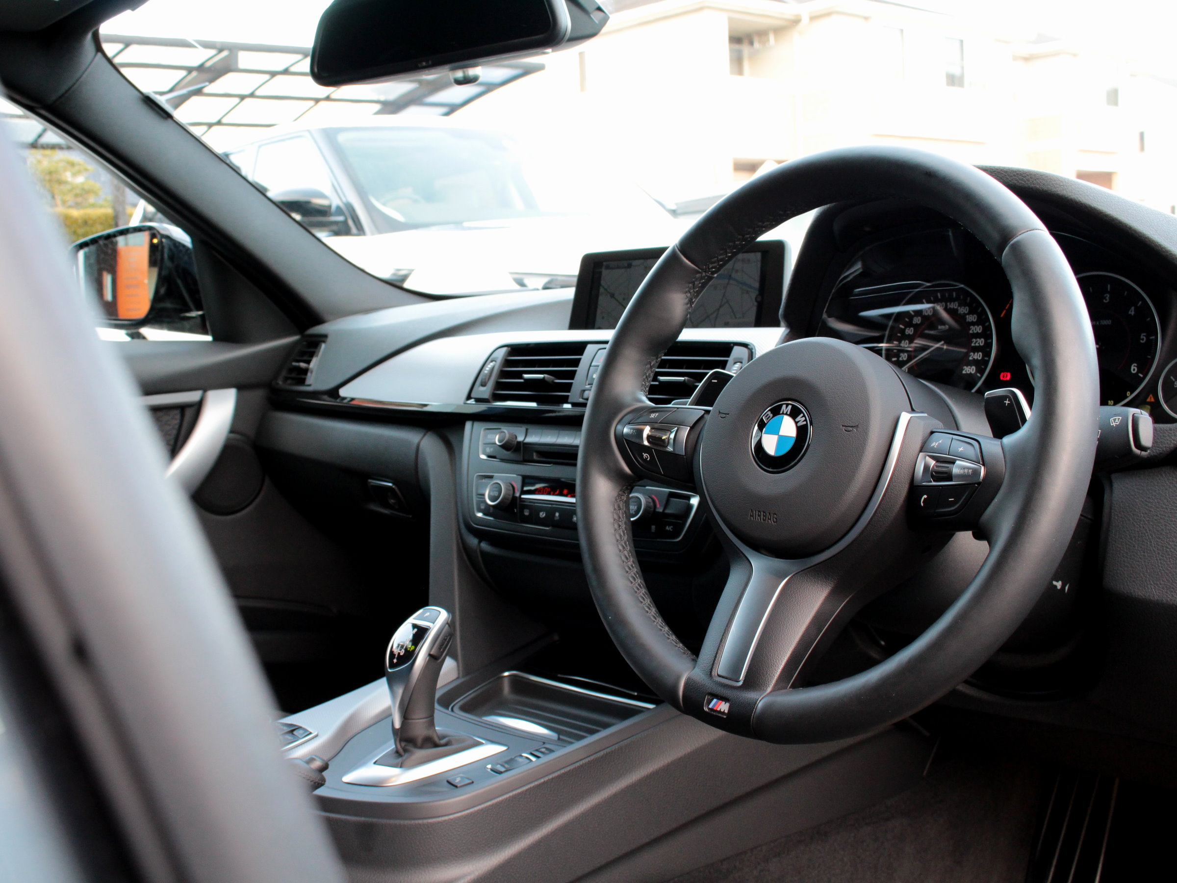 ＢＭＷ　３２０ｄ　Ｍスポーツ