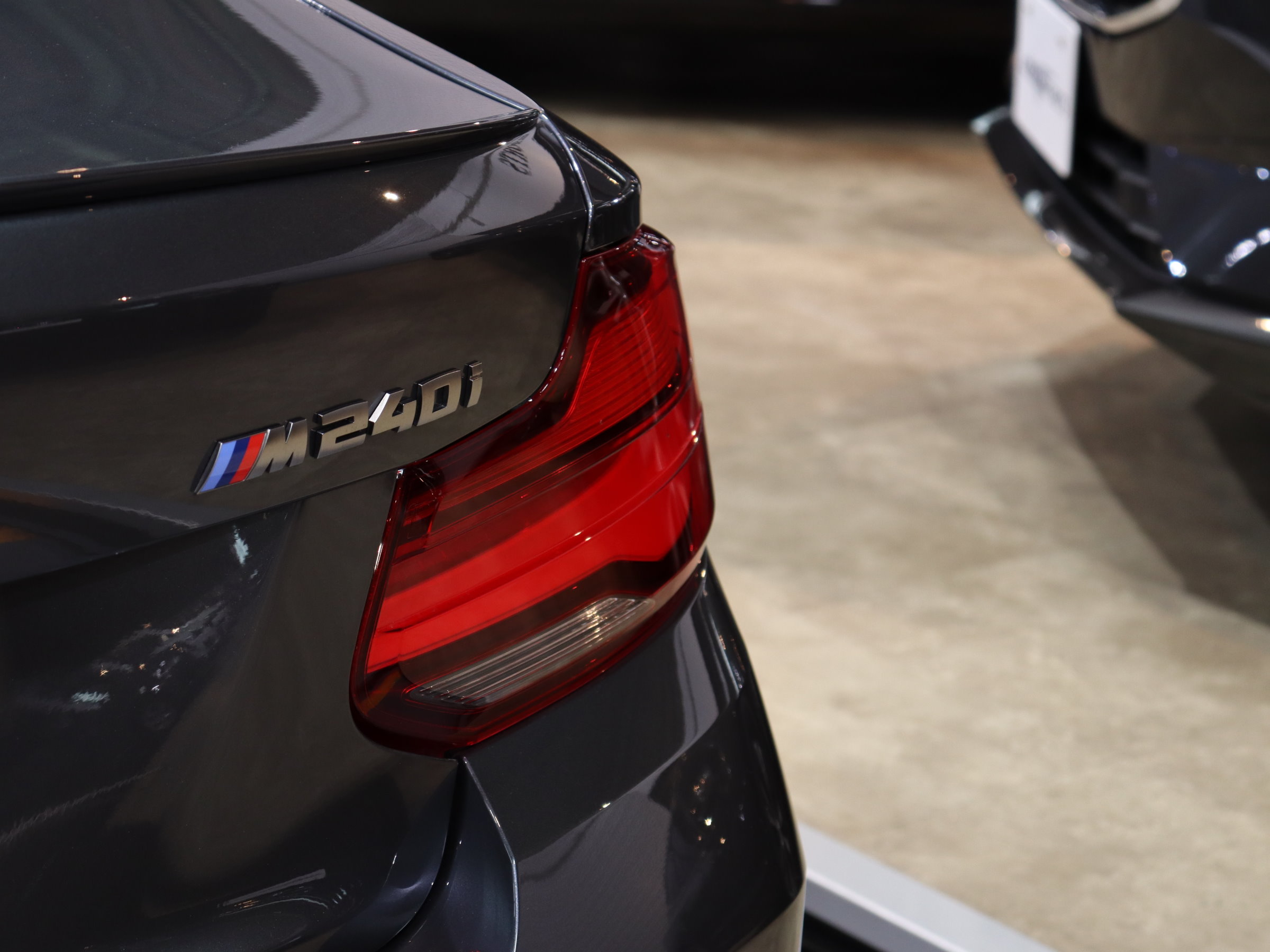 ＢＭＷ　２シリーズクーペ　Ｍ２４０ｉ