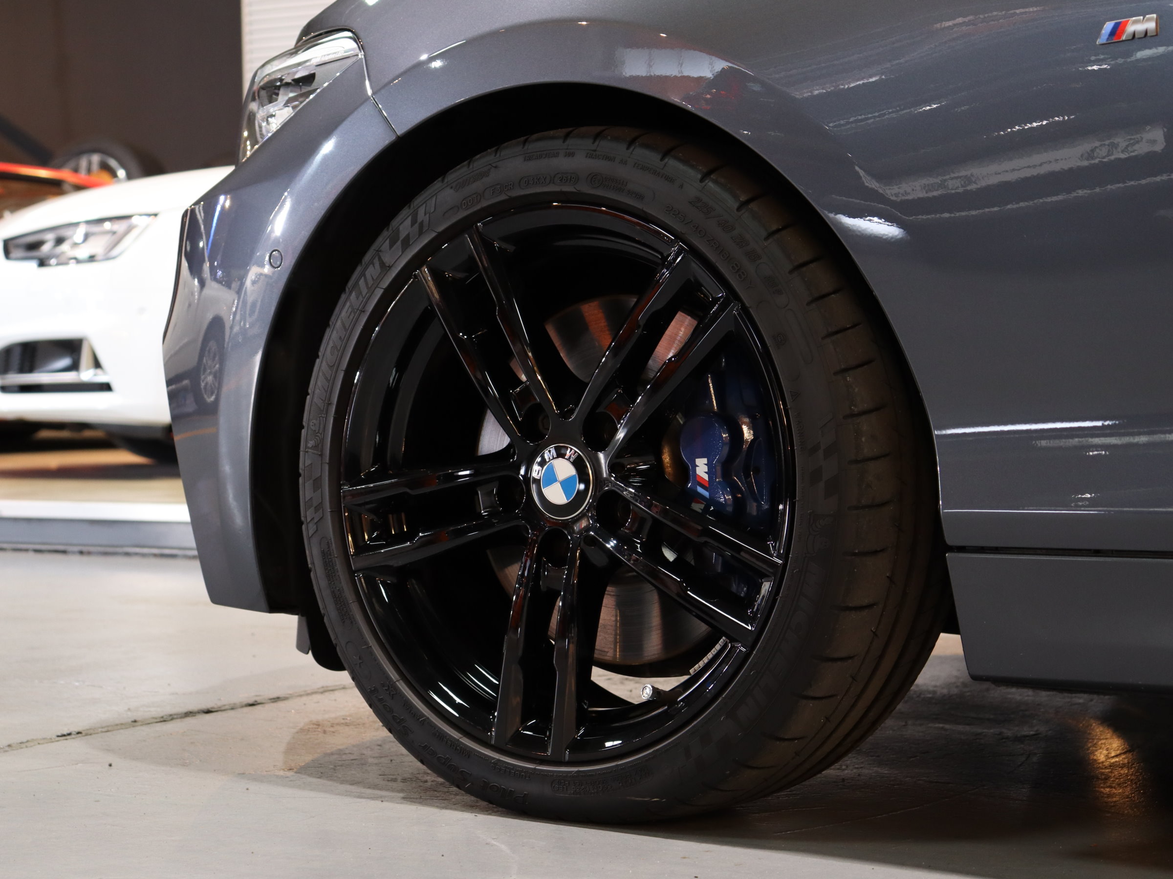 ＢＭＷ　２シリーズクーペ　Ｍ２４０ｉ