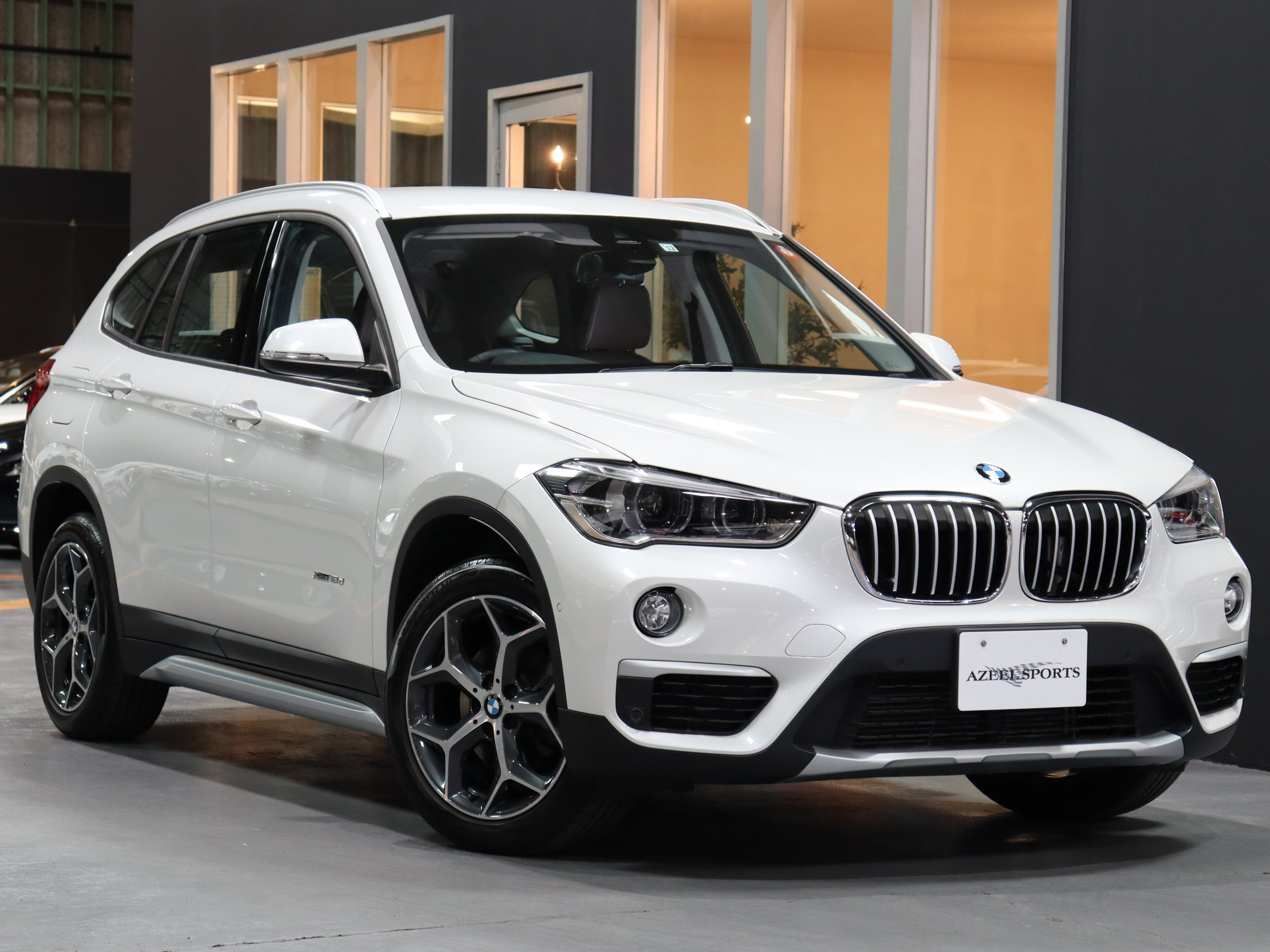 ＢＭＷ　Ｘ１　ｘＤｒｉｖｅ　１８ｄ　Ｘライン　ハイラインパッケージ