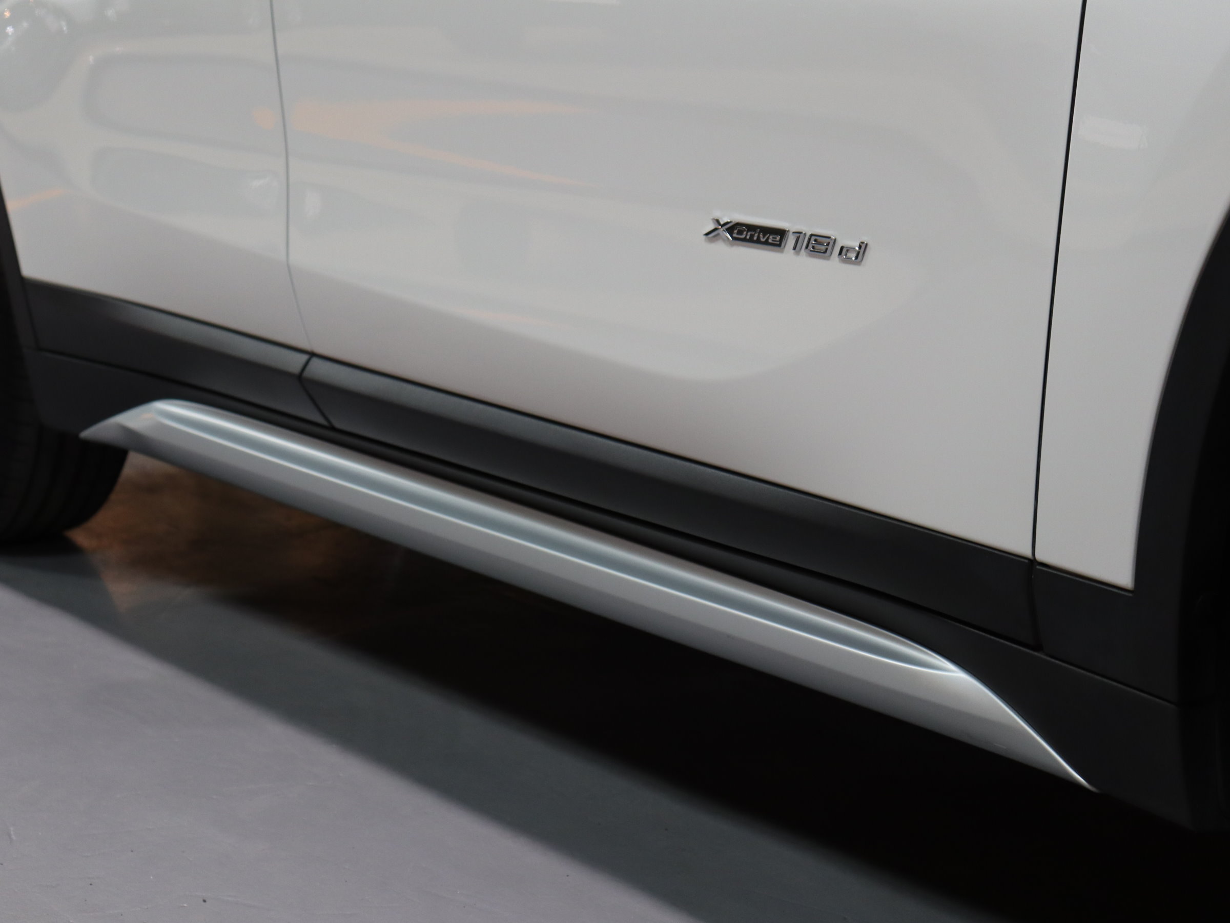 ＢＭＷ　Ｘ１　ｘＤｒｉｖｅ　１８ｄ　Ｘライン　ハイラインパッケージ