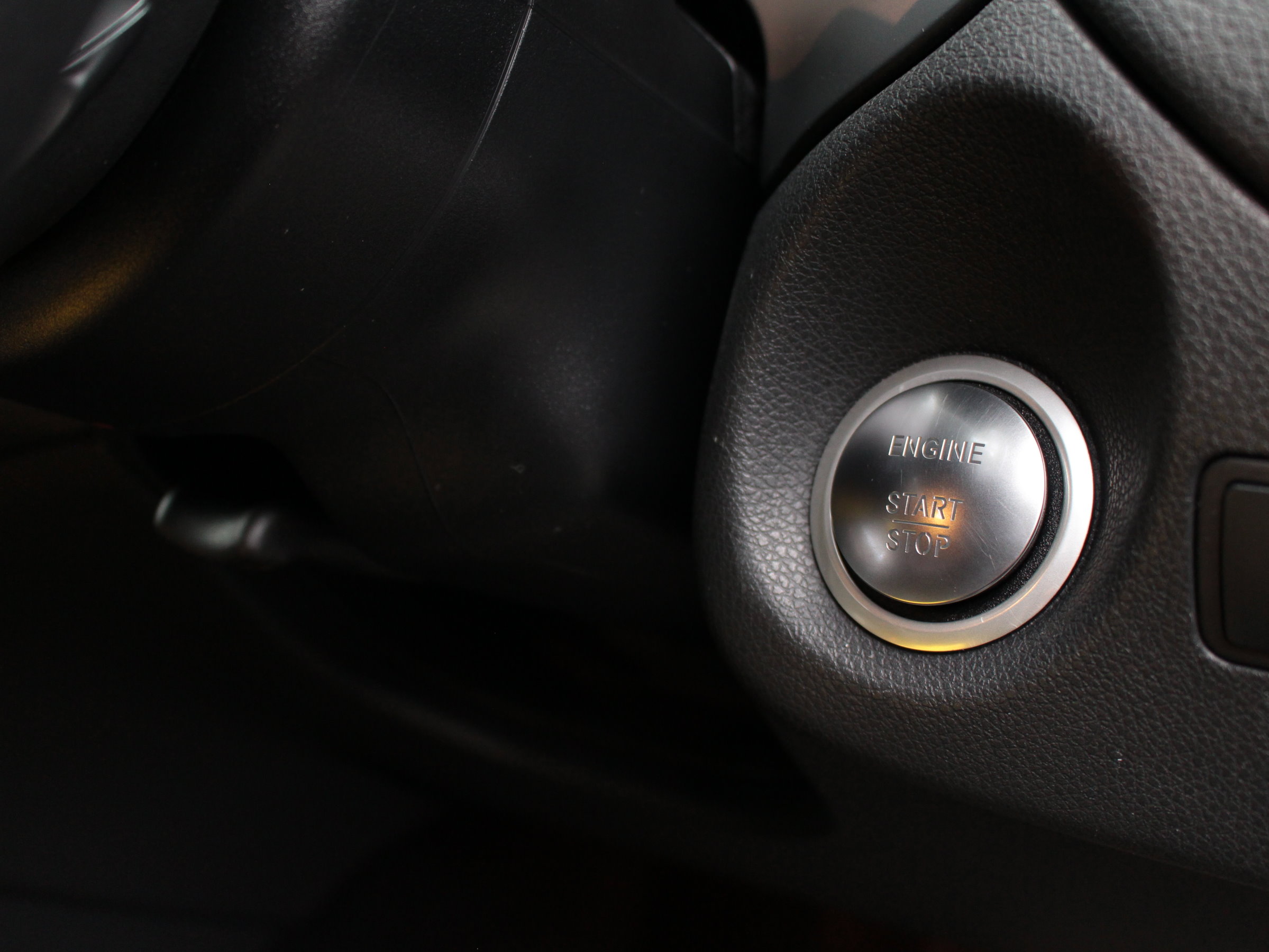 メルセデスベンツ　ＧＬＡ１８０　スポーツ　