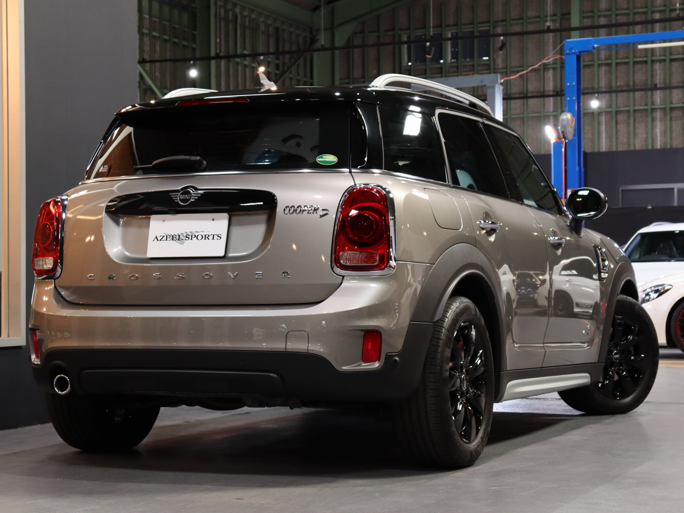 ＢＭＷＭＩＮＩ　クーパーＤ　クロスオーバー　オール４