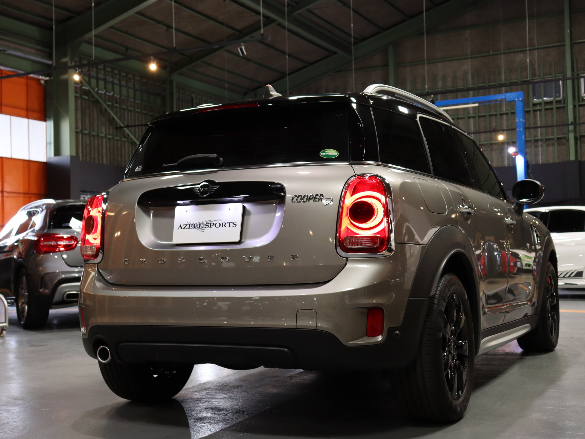 ＢＭＷＭＩＮＩ　クーパーＤ　クロスオーバー　オール４