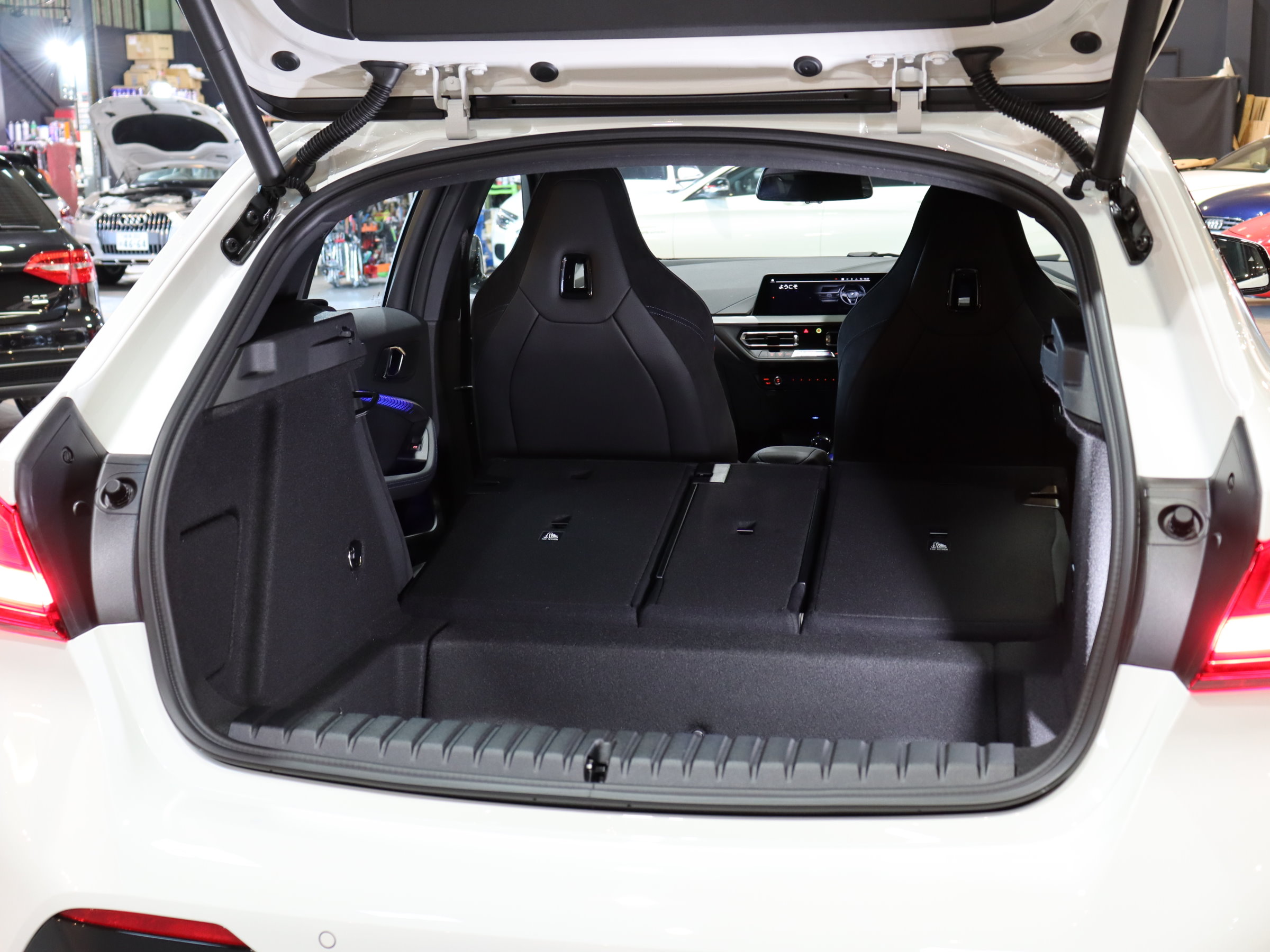 ＢＭＷ　１１８ｄ　Ｍスポーツパッケージ　プラス