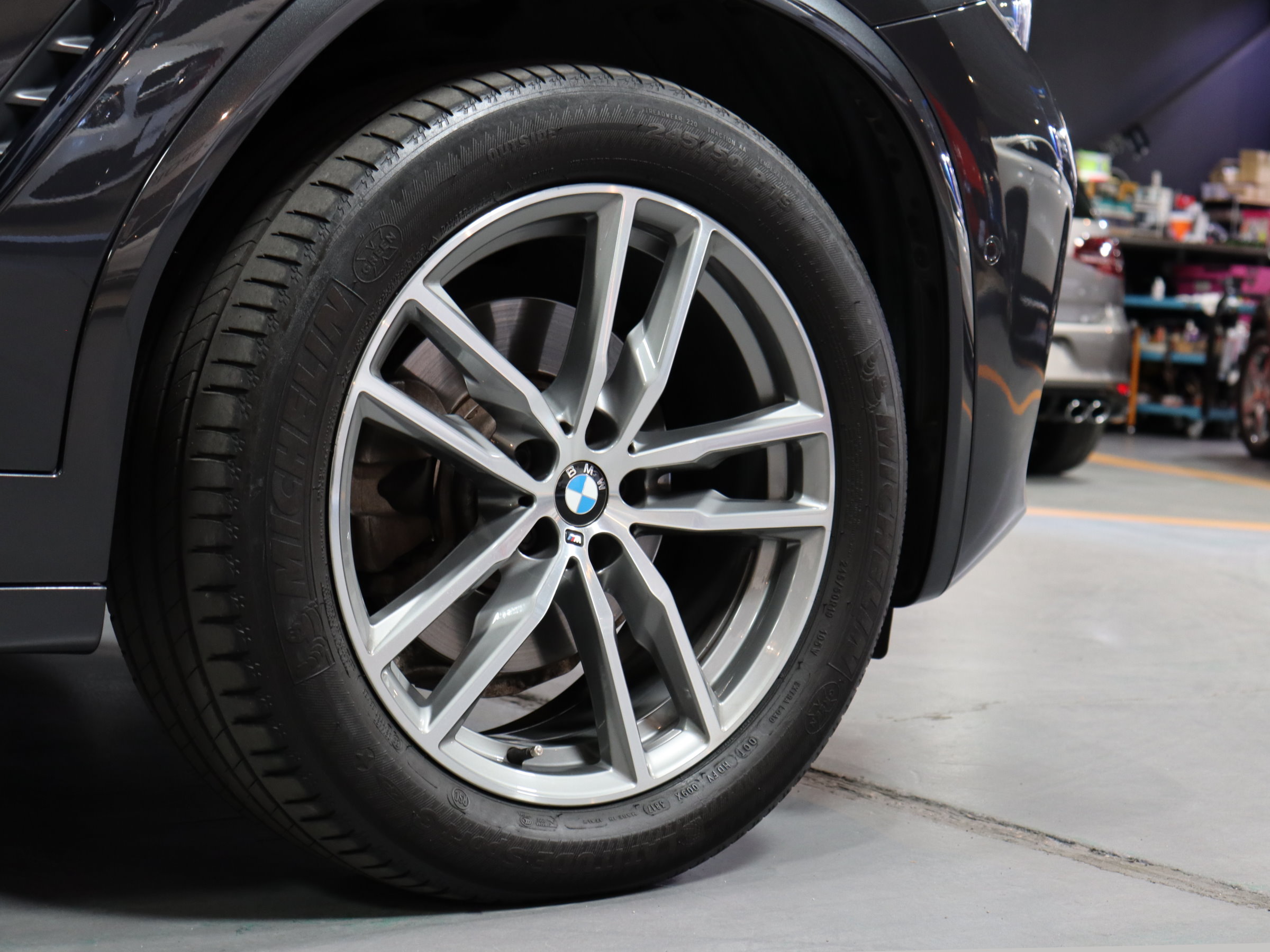 ＢＭＷ　Ｘ３　ｘＤｒｉｖｅ　２０ｄ　Ｍスポーツ