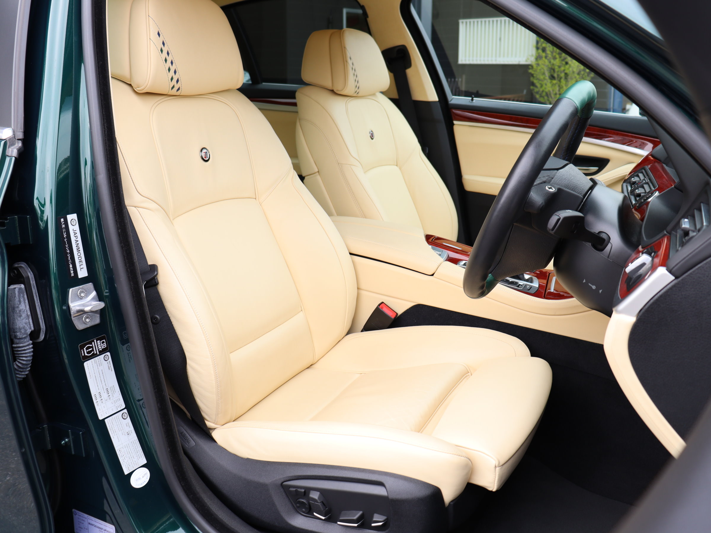 ＢＭＷアルピナ　Ⅾ５　ターボ　リムジン