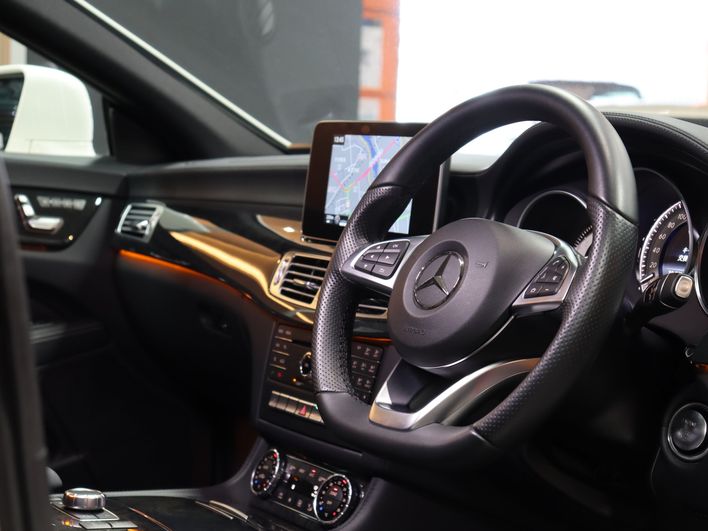 メルセデスベンツ　ＣＬＳ２２０ｄ　ＡＭＧライン
