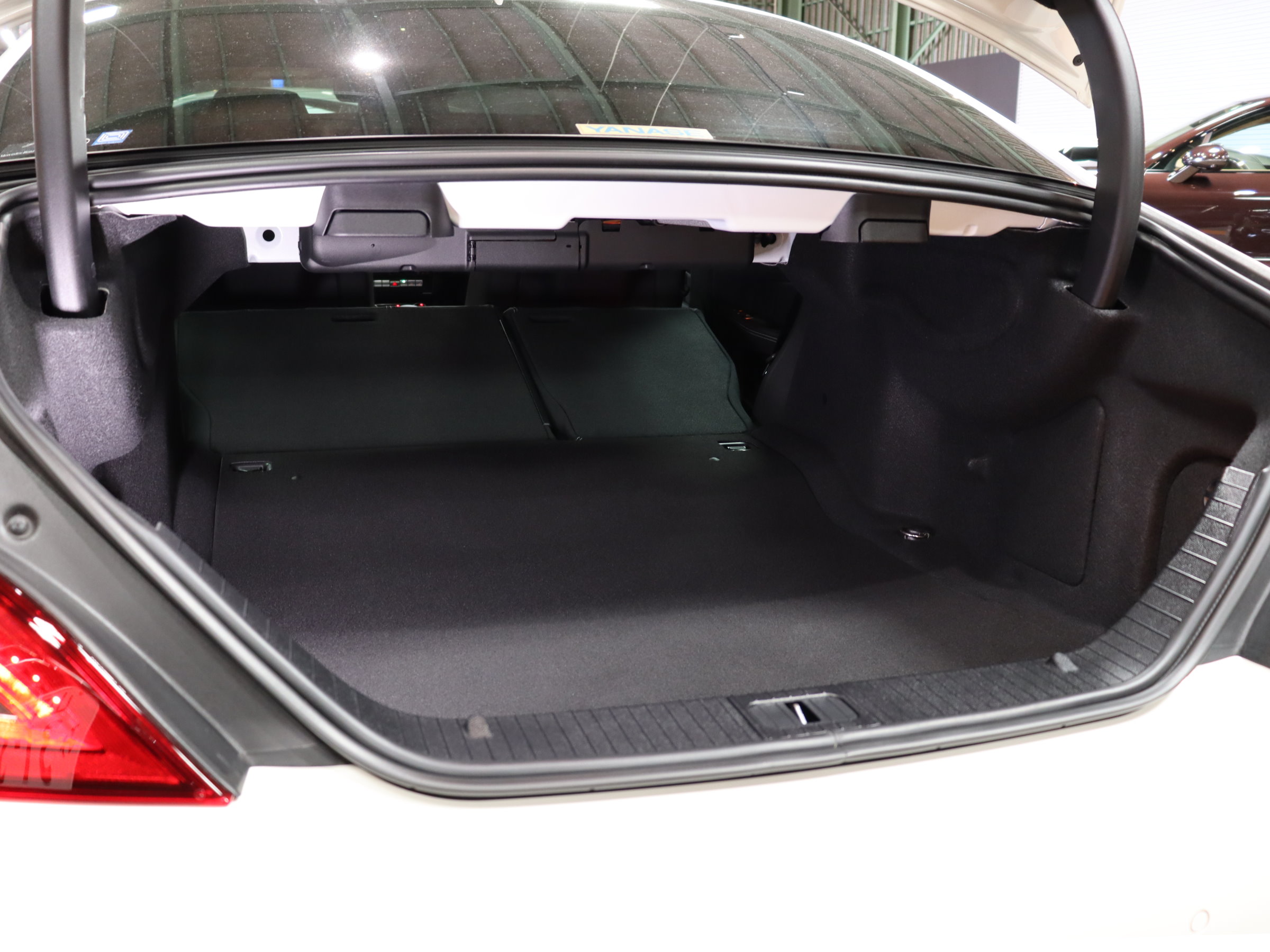 メルセデスベンツ　ＣＬＳ２２０ｄ　ＡＭＧライン