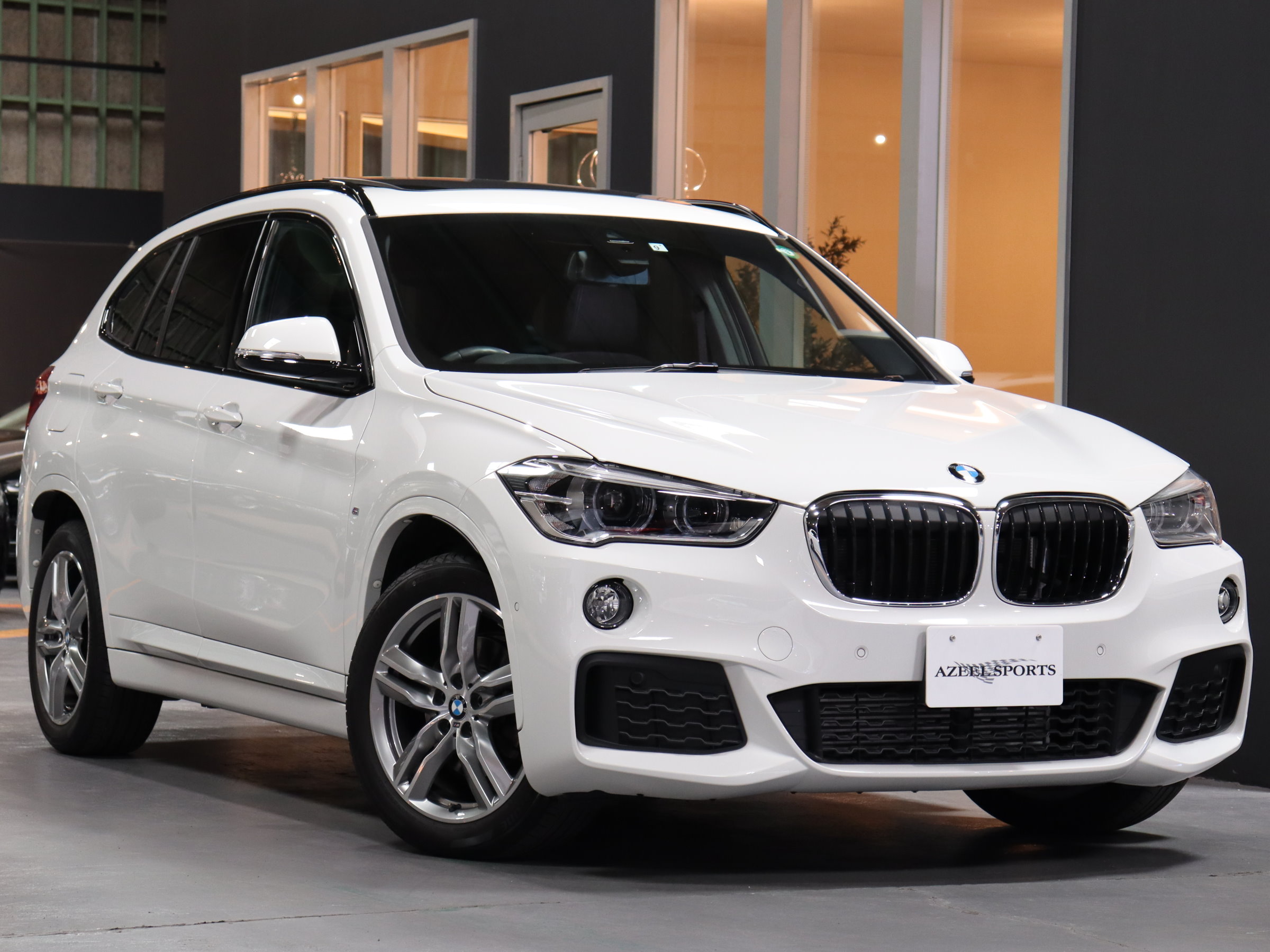 ＢＭＷ　Ｘ1　ｘＤｒｉｖｅ　１８ｄ　Ｍスポーツ
