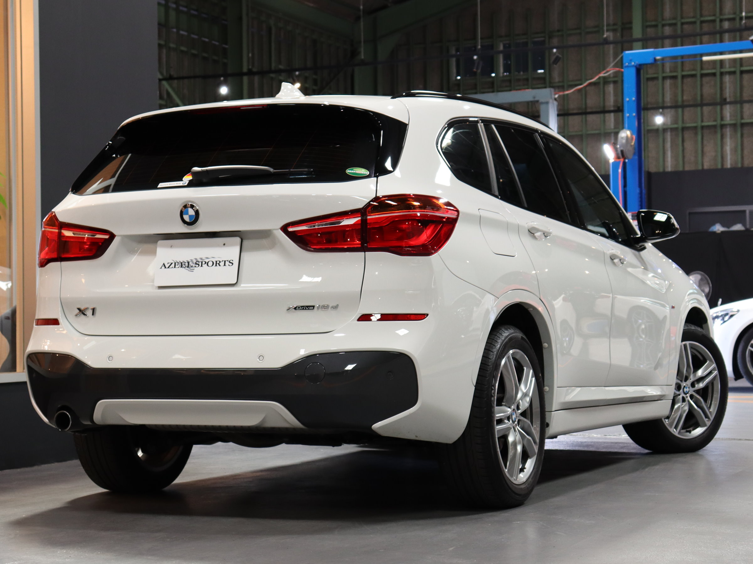 ＢＭＷ　Ｘ1　ｘＤｒｉｖｅ　１８ｄ　Ｍスポーツ