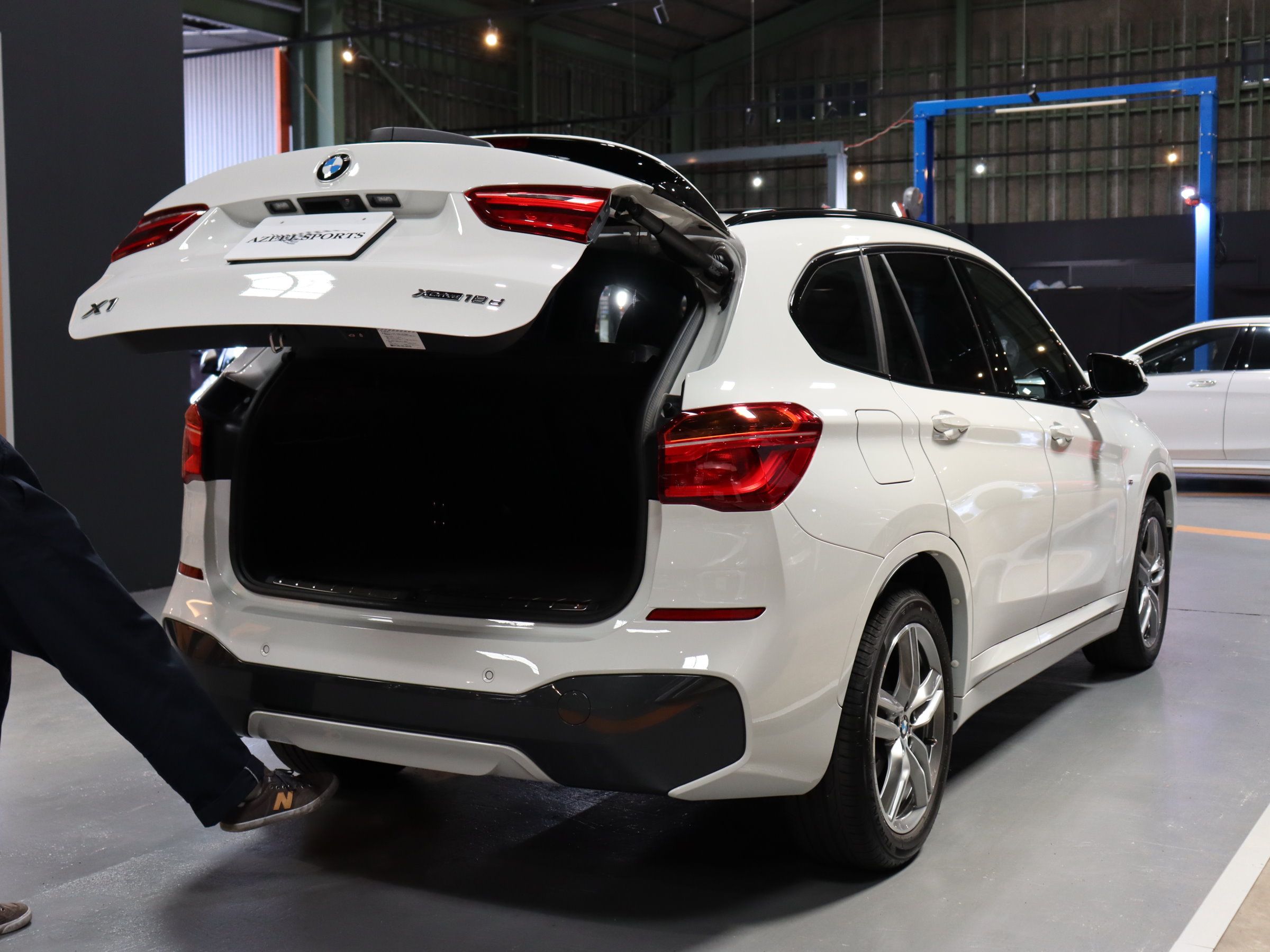 ＢＭＷ　Ｘ1　ｘＤｒｉｖｅ　１８ｄ　Ｍスポーツ