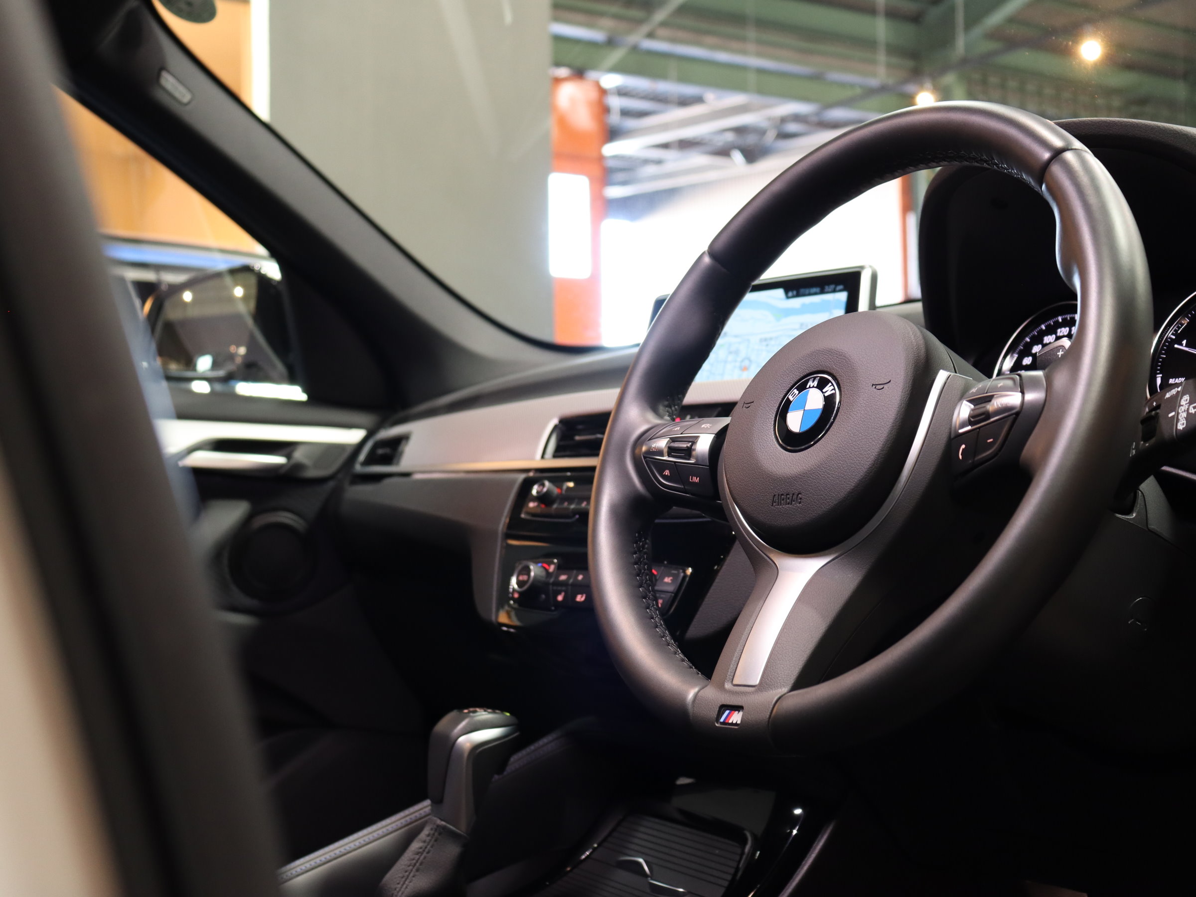 ＢＭＷ　Ｘ1　ｘＤｒｉｖｅ　１８ｄ　Ｍスポーツ