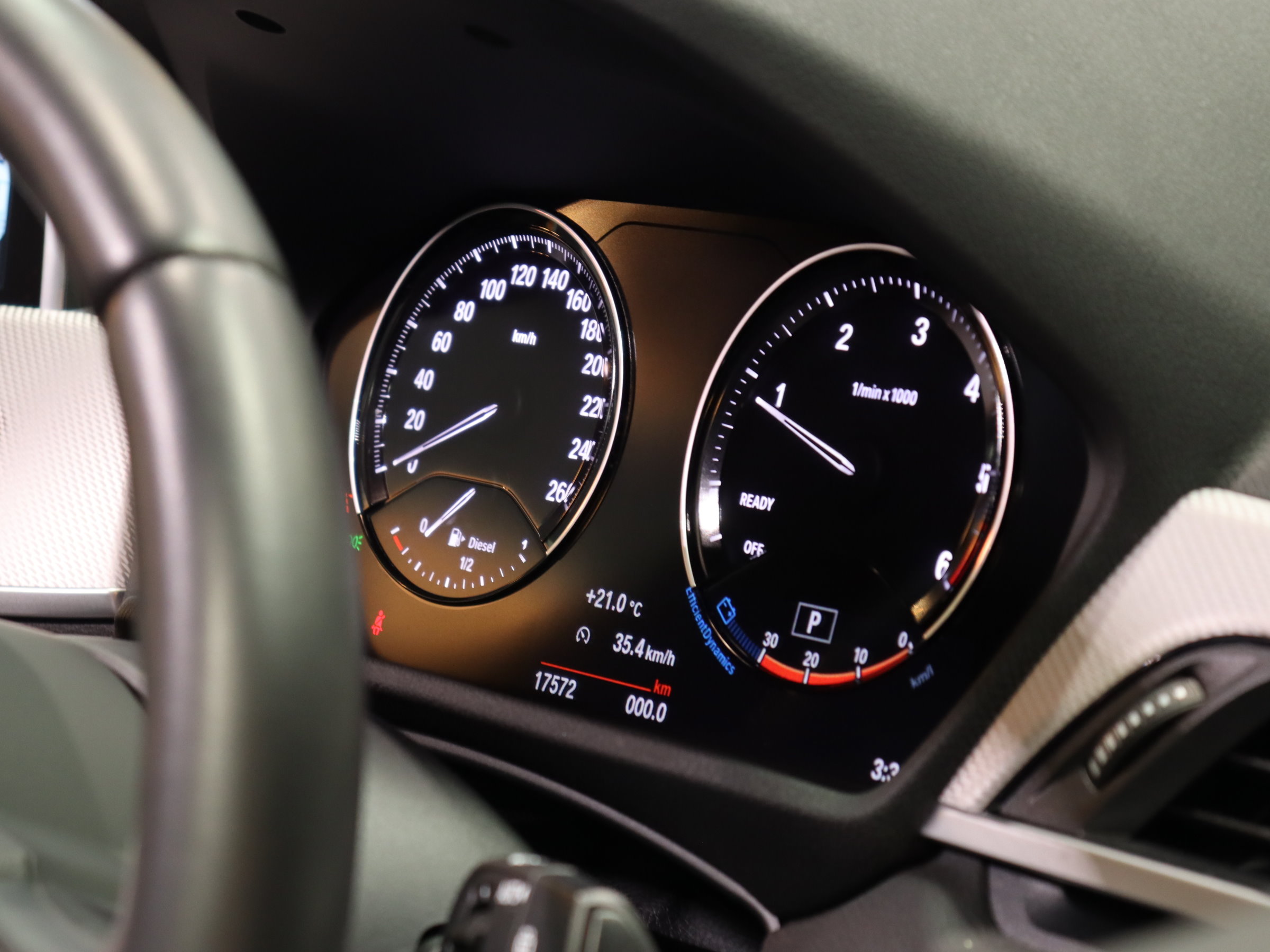 ＢＭＷ　Ｘ1　ｘＤｒｉｖｅ　１８ｄ　Ｍスポーツ