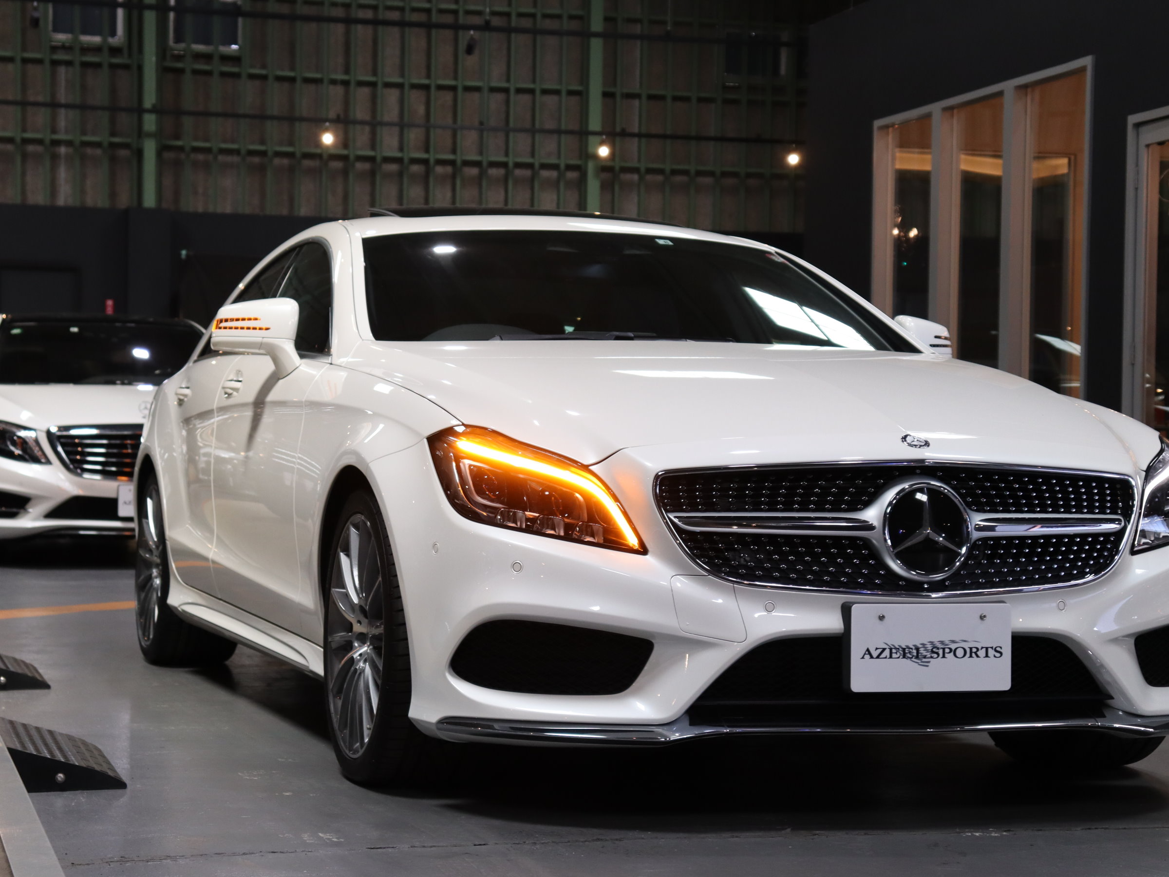 メルセデスベンツ　ＣＬＳ２２０ｄ　ＡＭＧライン