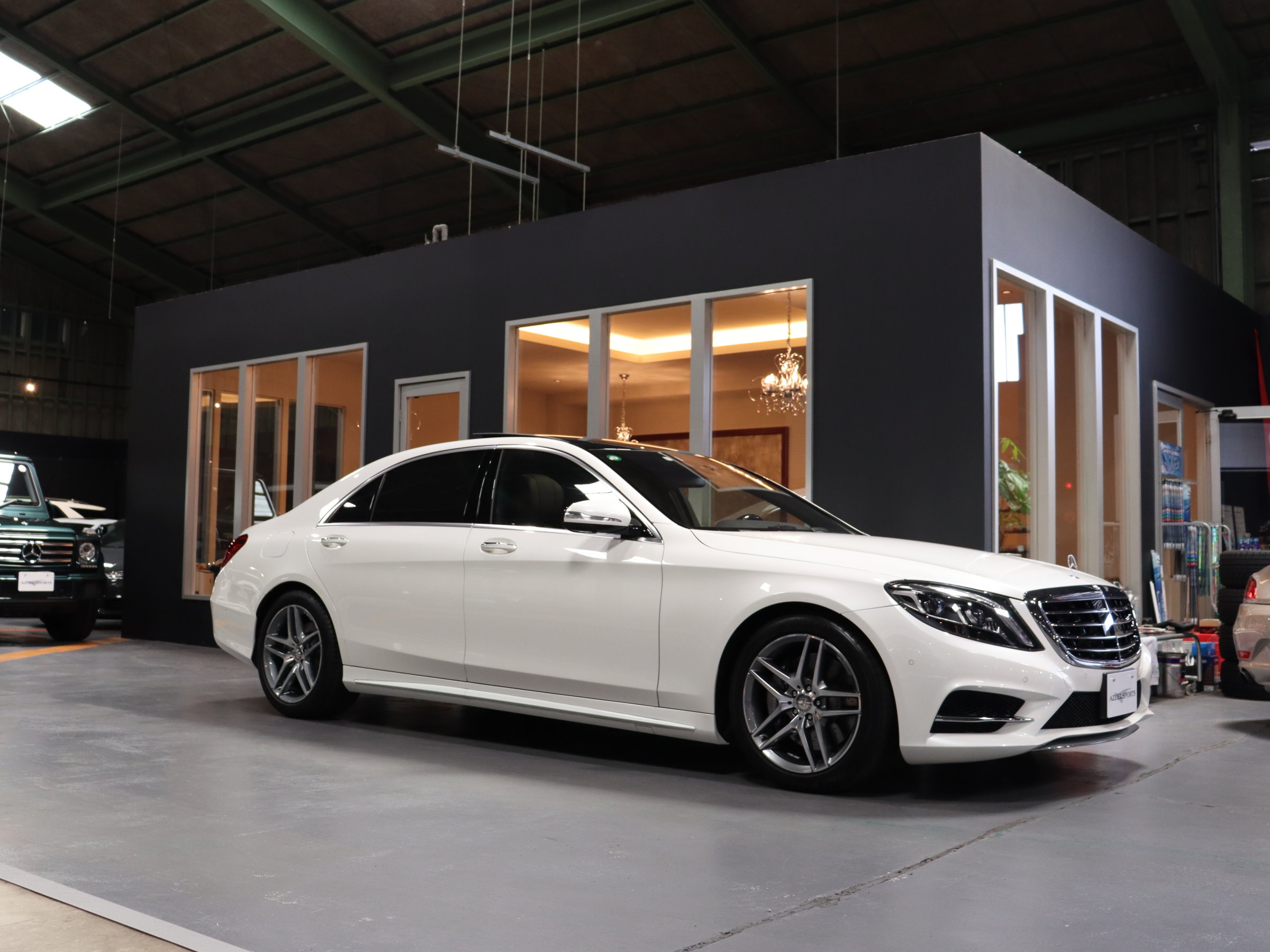 メルセデスベンツ　Ｓ５５０ロング　ＡＭＧスポーツＰＫＧ