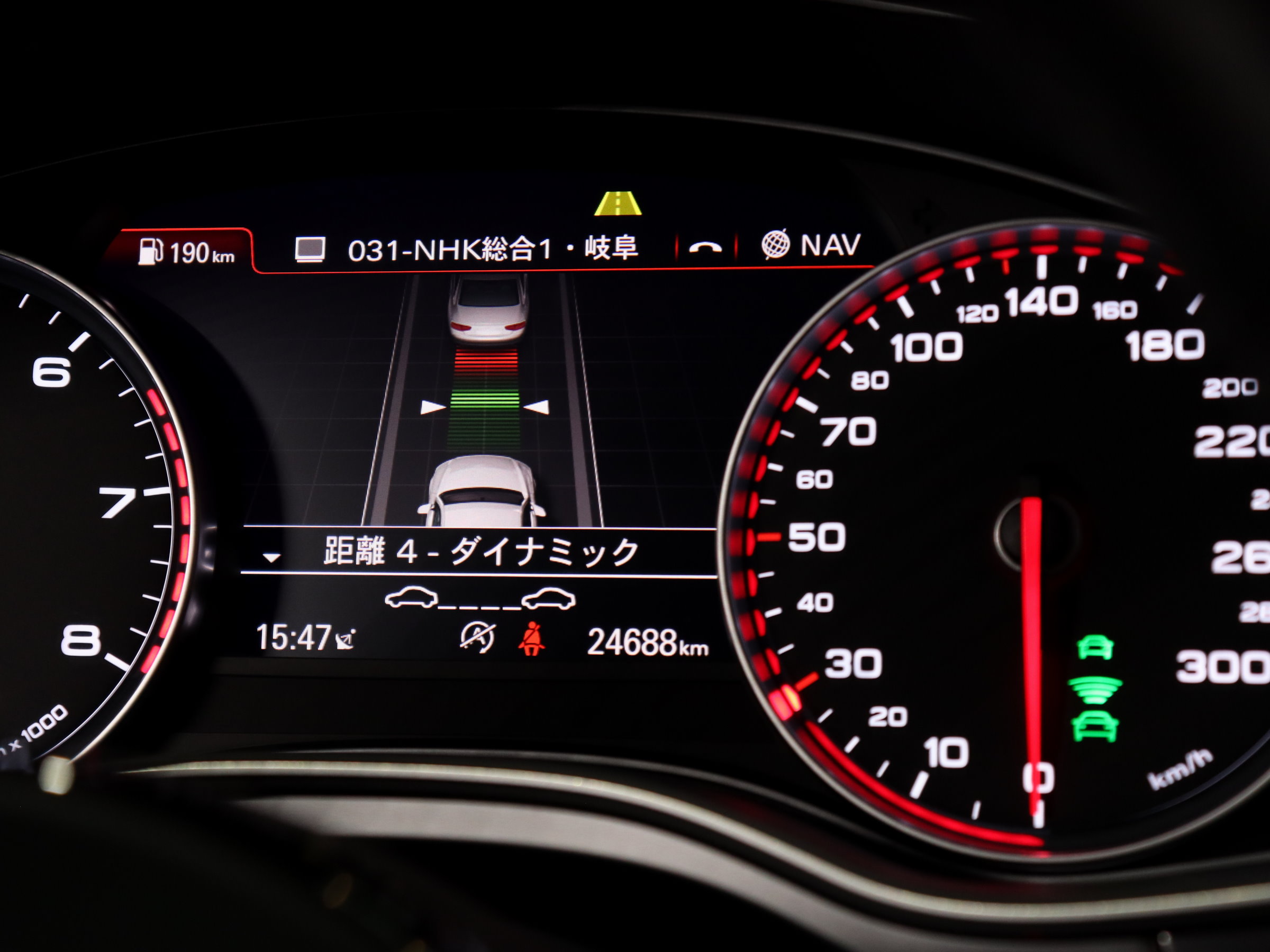 アウディ　Ａ６オールドクワトロ　３．０ＴＦＳＩ