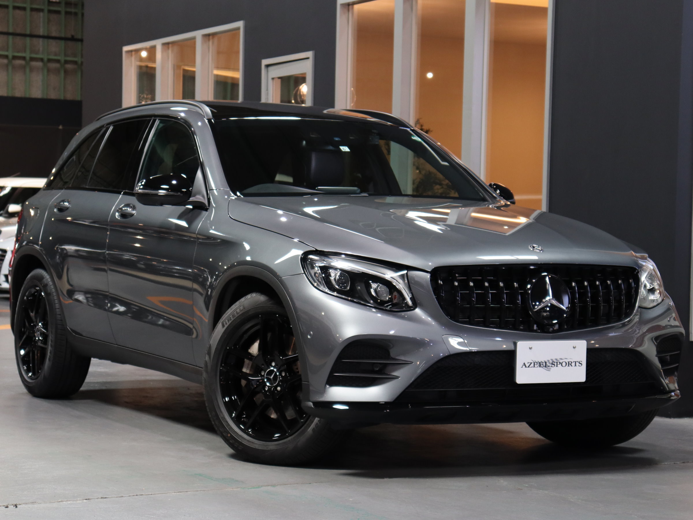 メルセデスベンツ　ＧＬＣ２２０ｄ　４マチック　ローレウスエディション