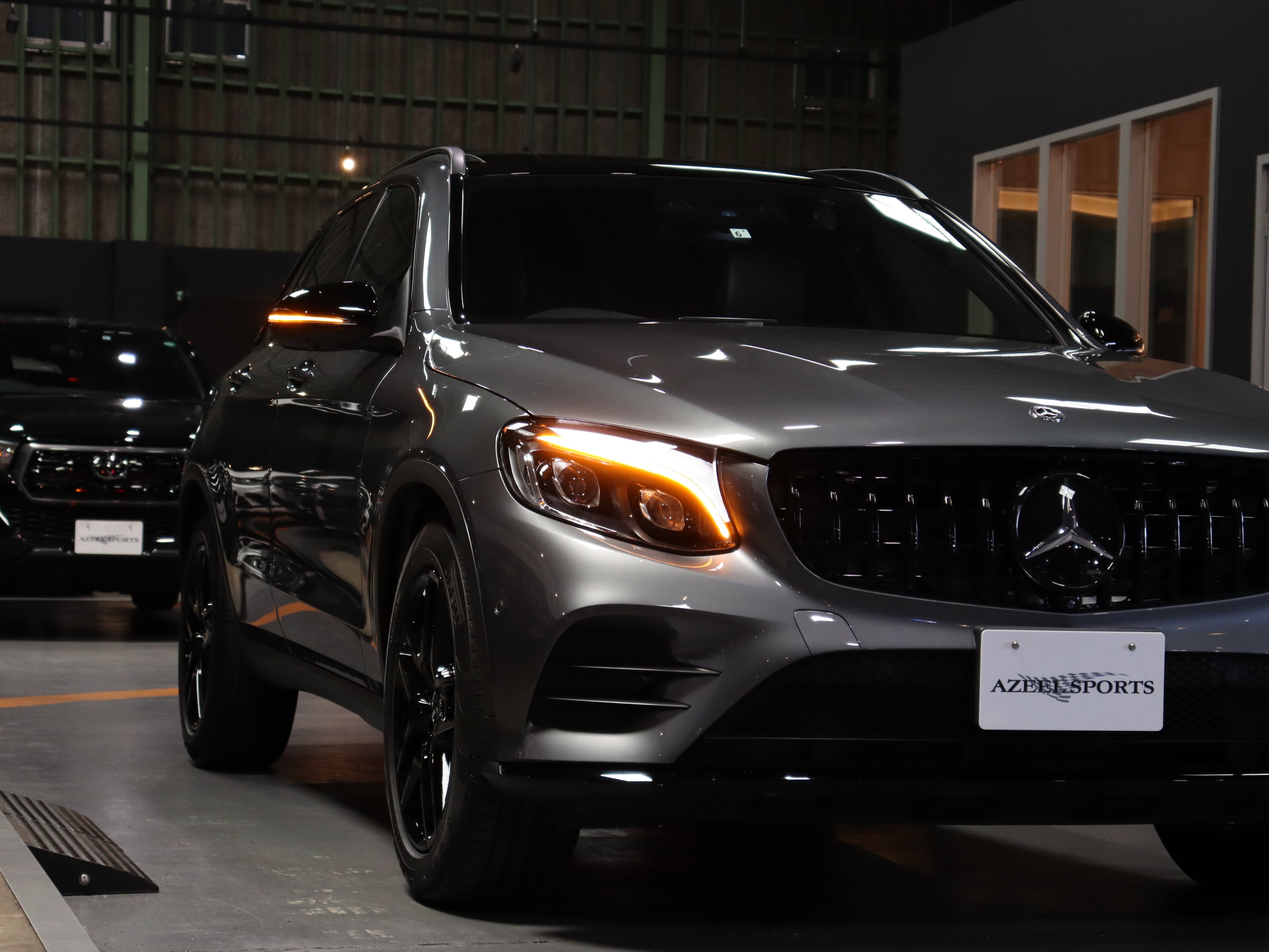 メルセデスベンツ　ＧＬＣ２２０ｄ　４マチック　ローレウスエディション