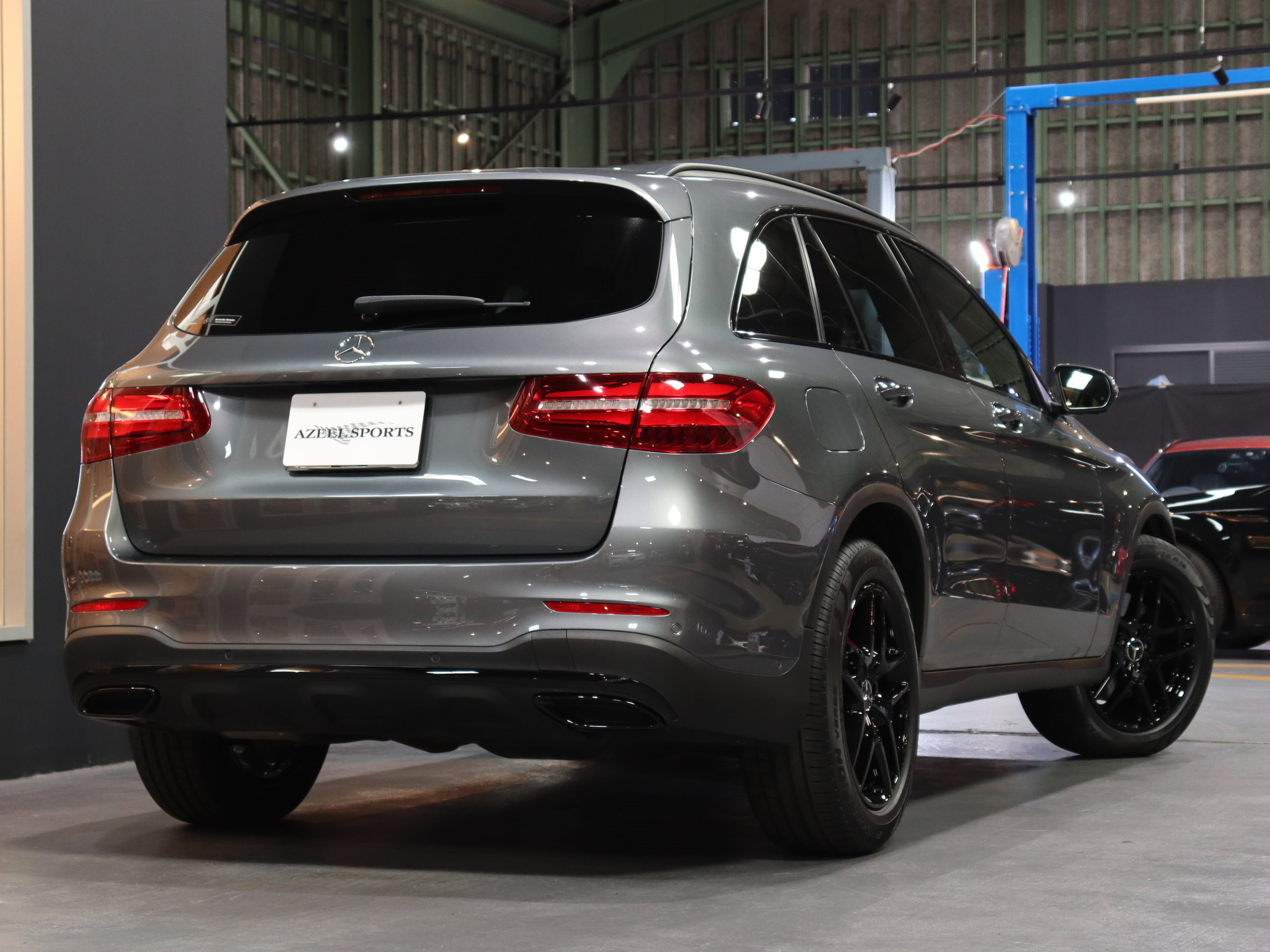 メルセデスベンツ　ＧＬＣ２２０ｄ　４マチック　ローレウスエディション