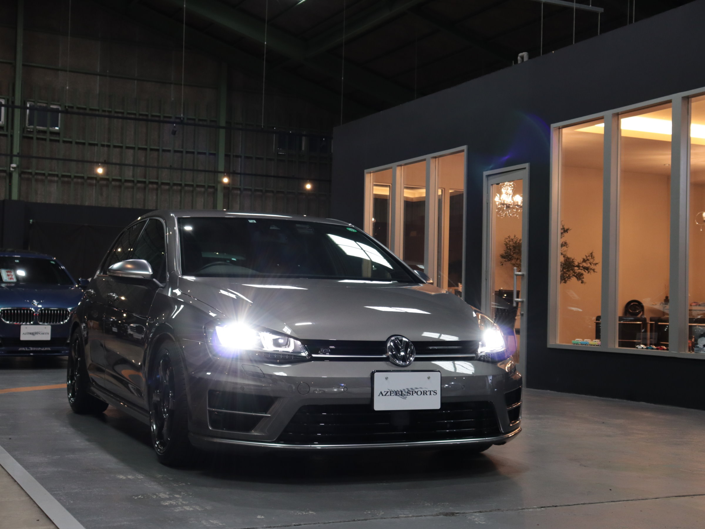フォルクスワーゲン　ゴルフＲ　４ＷＤ