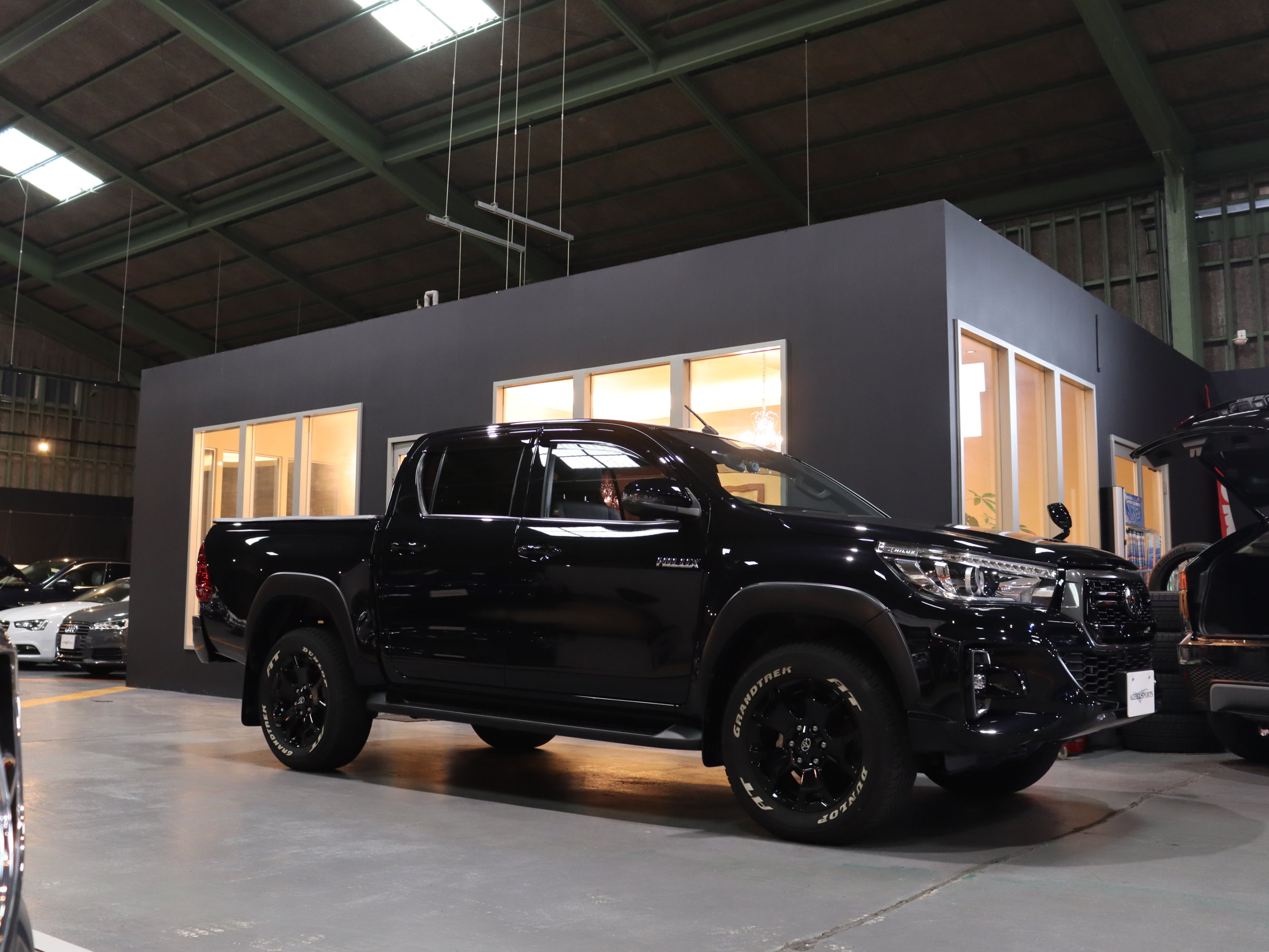 トヨタ　ハイラックス　２．４　Ｚ　ブラックラリーエディション