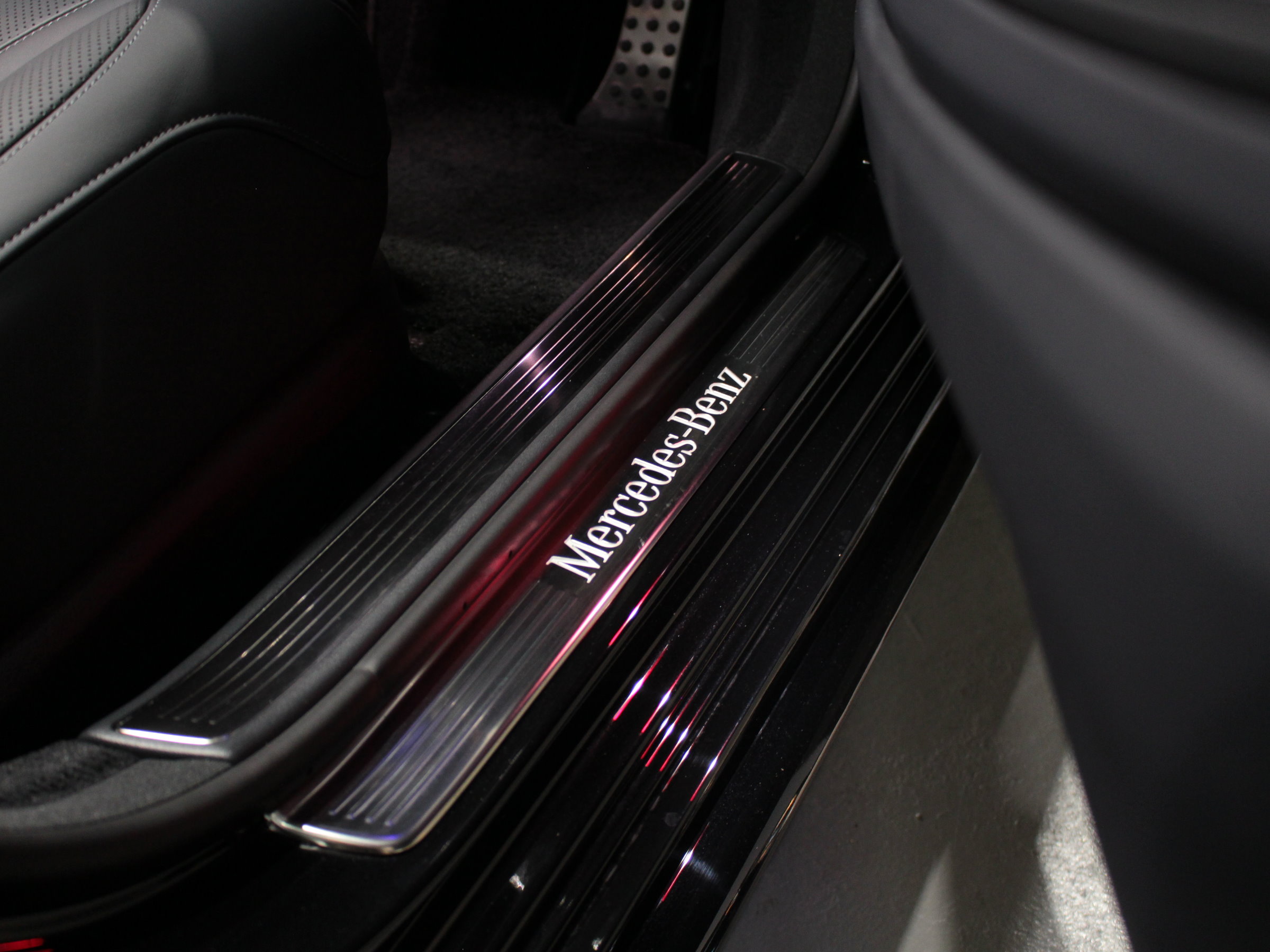 メルセデスベンツ　Ｓ４００　ＡＭＧライン　レザーエクスクルーシブＰＫＧ