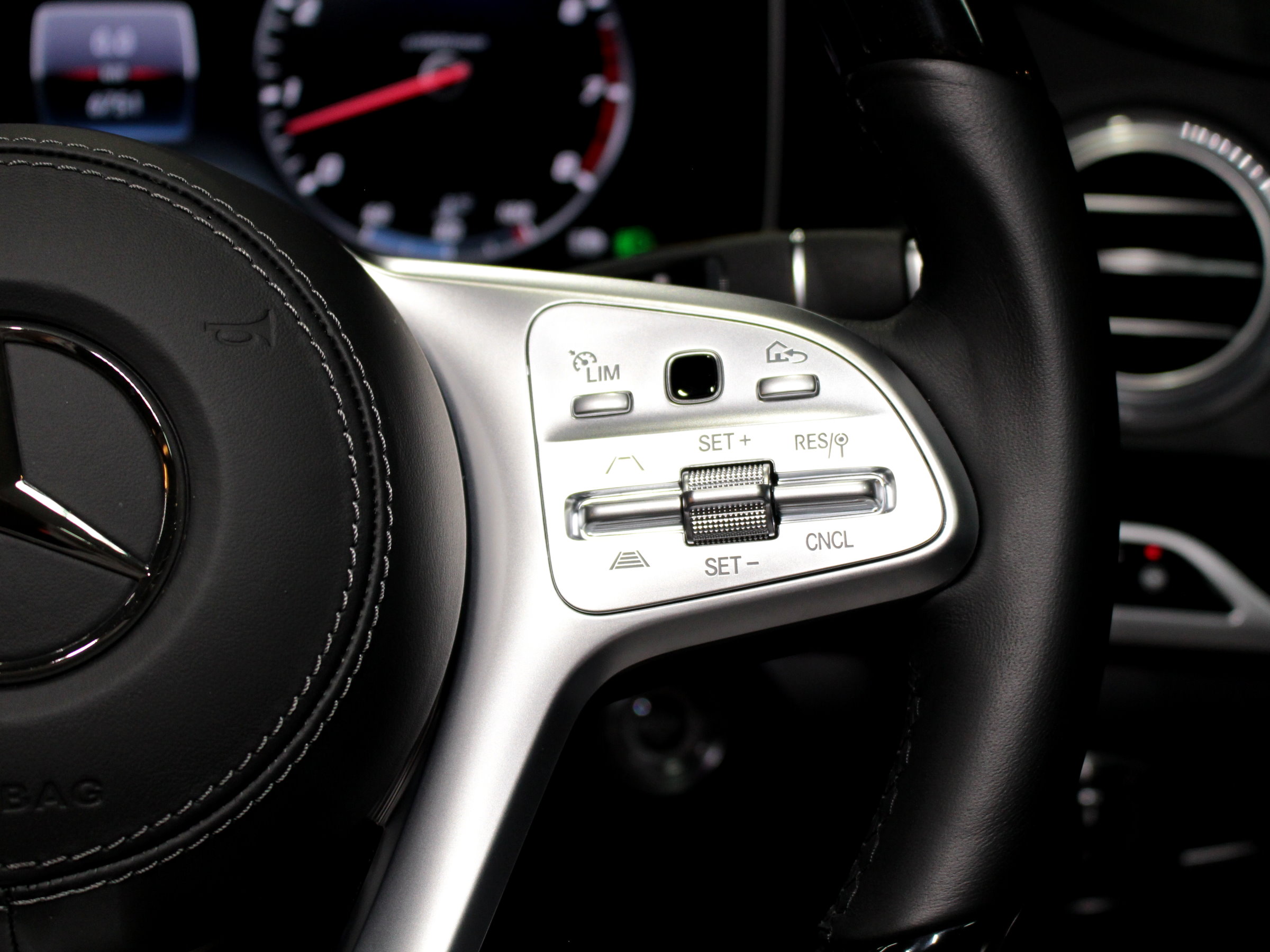 メルセデスベンツ　Ｓ４００　ＡＭＧライン　レザーエクスクルーシブＰＫＧ