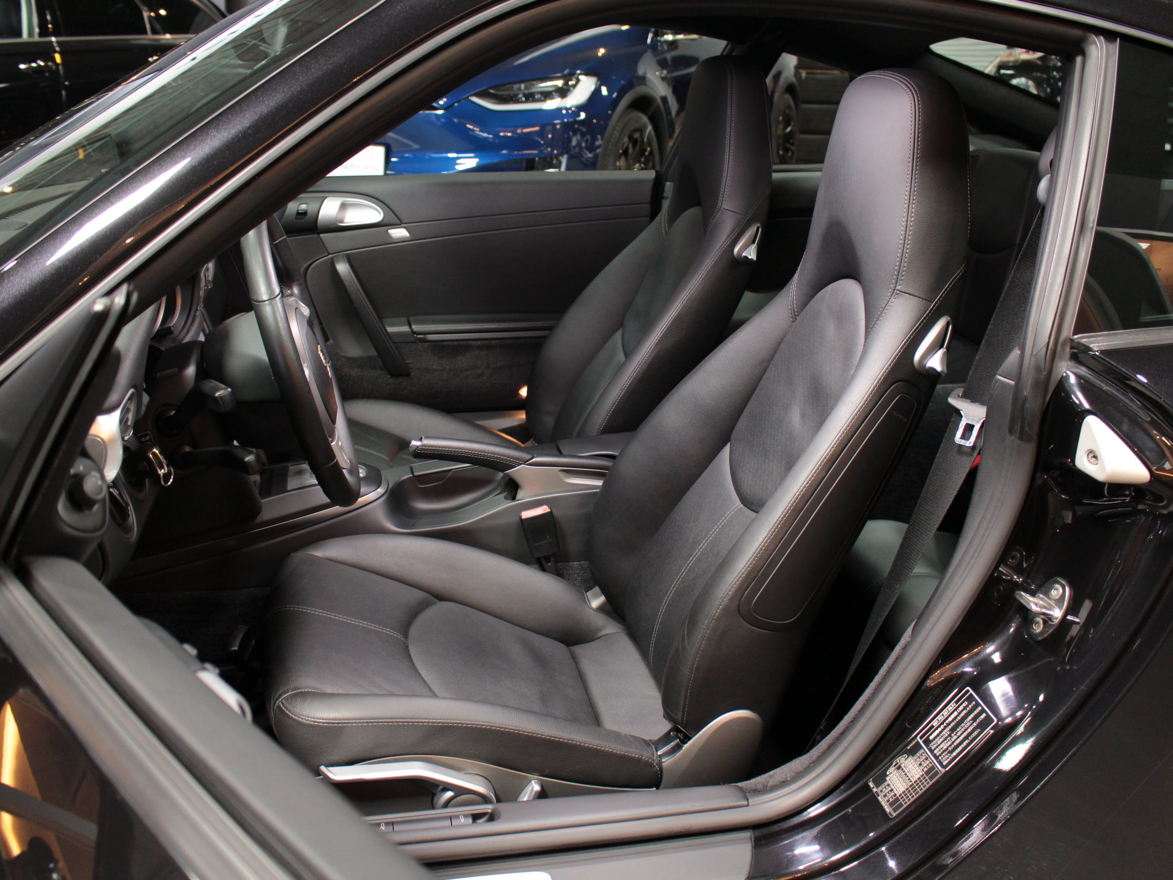 ポルシェ　９１１　カレラ４Ｓ　（９９７）　