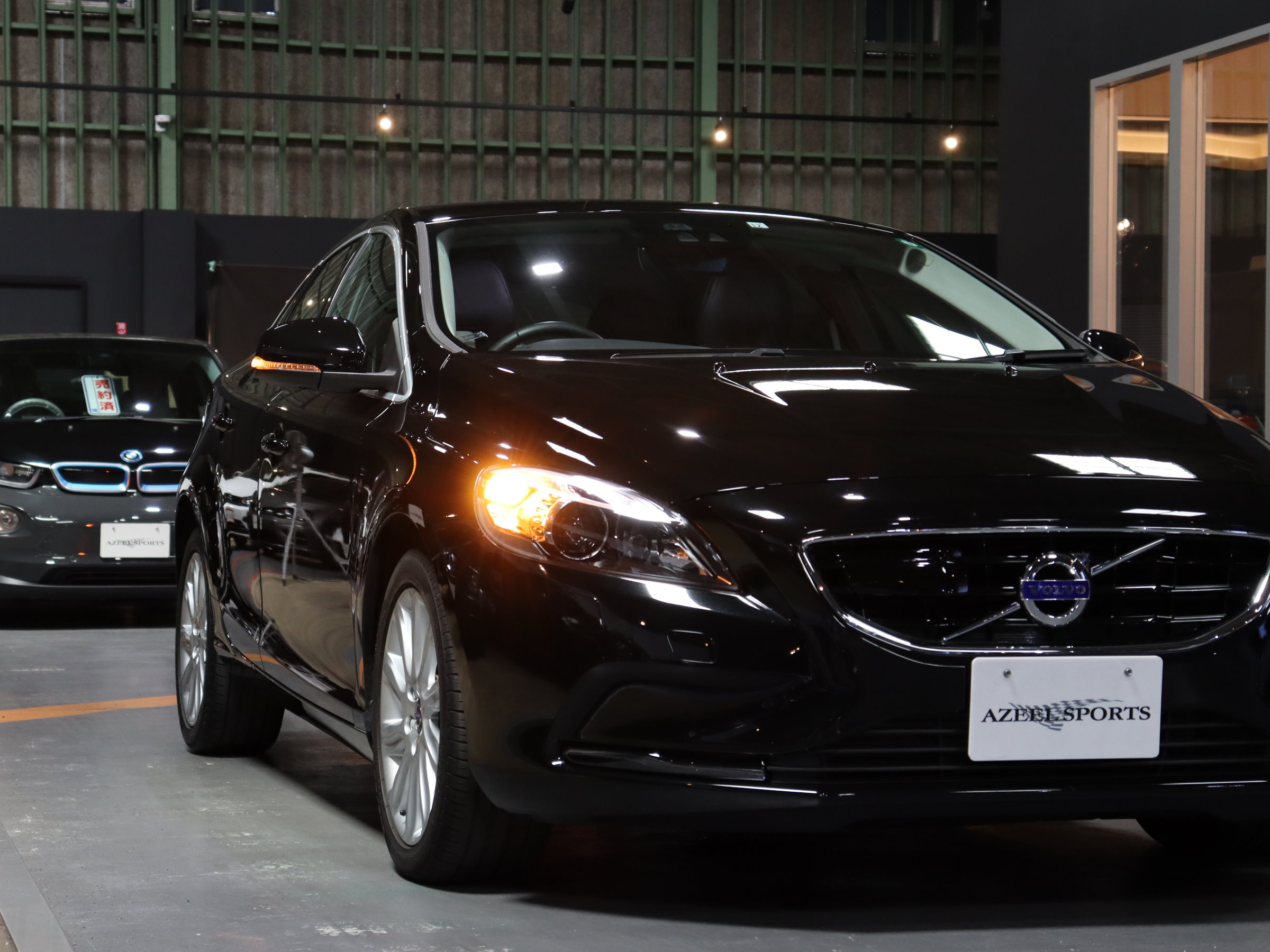 ボルボ　Ｖ４０　Ｔ３　ＳＥ