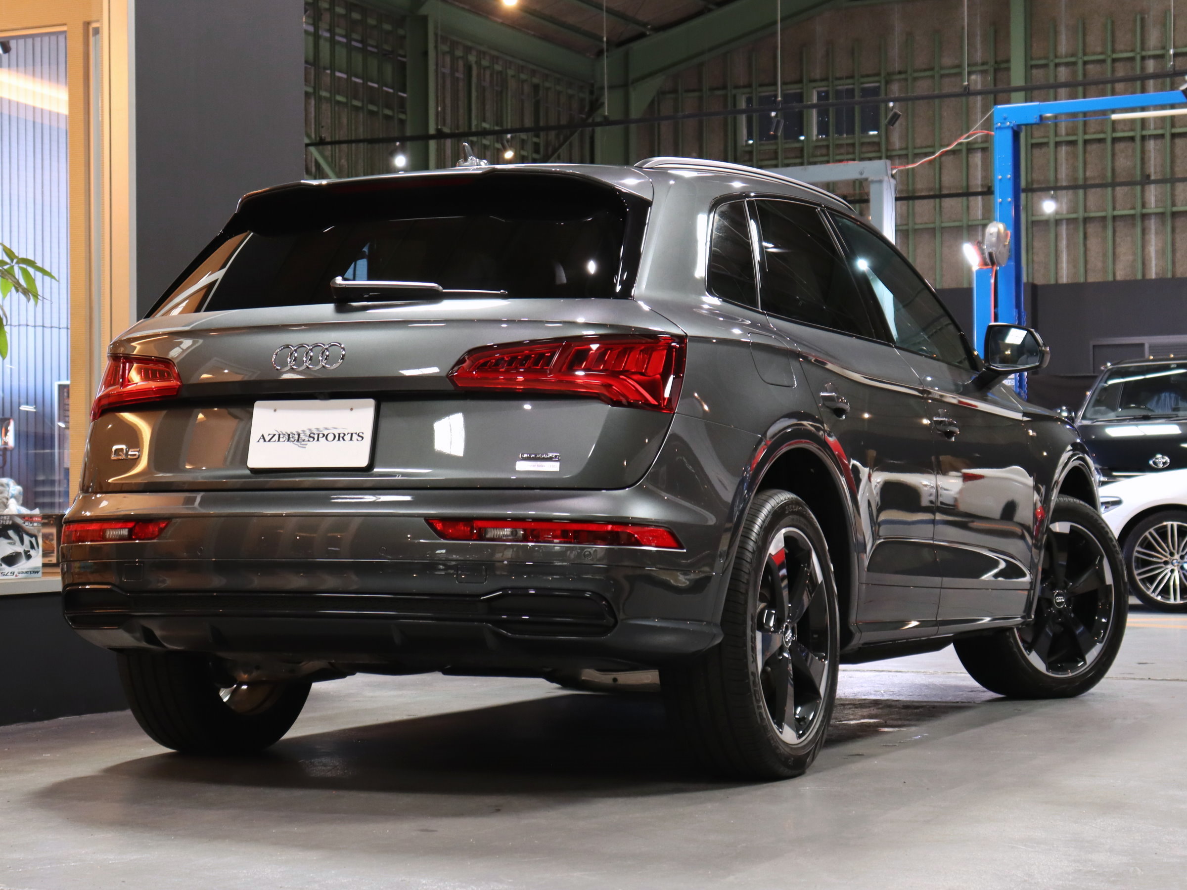 アウディ　Ｑ５　Ｓライン　コンペティション