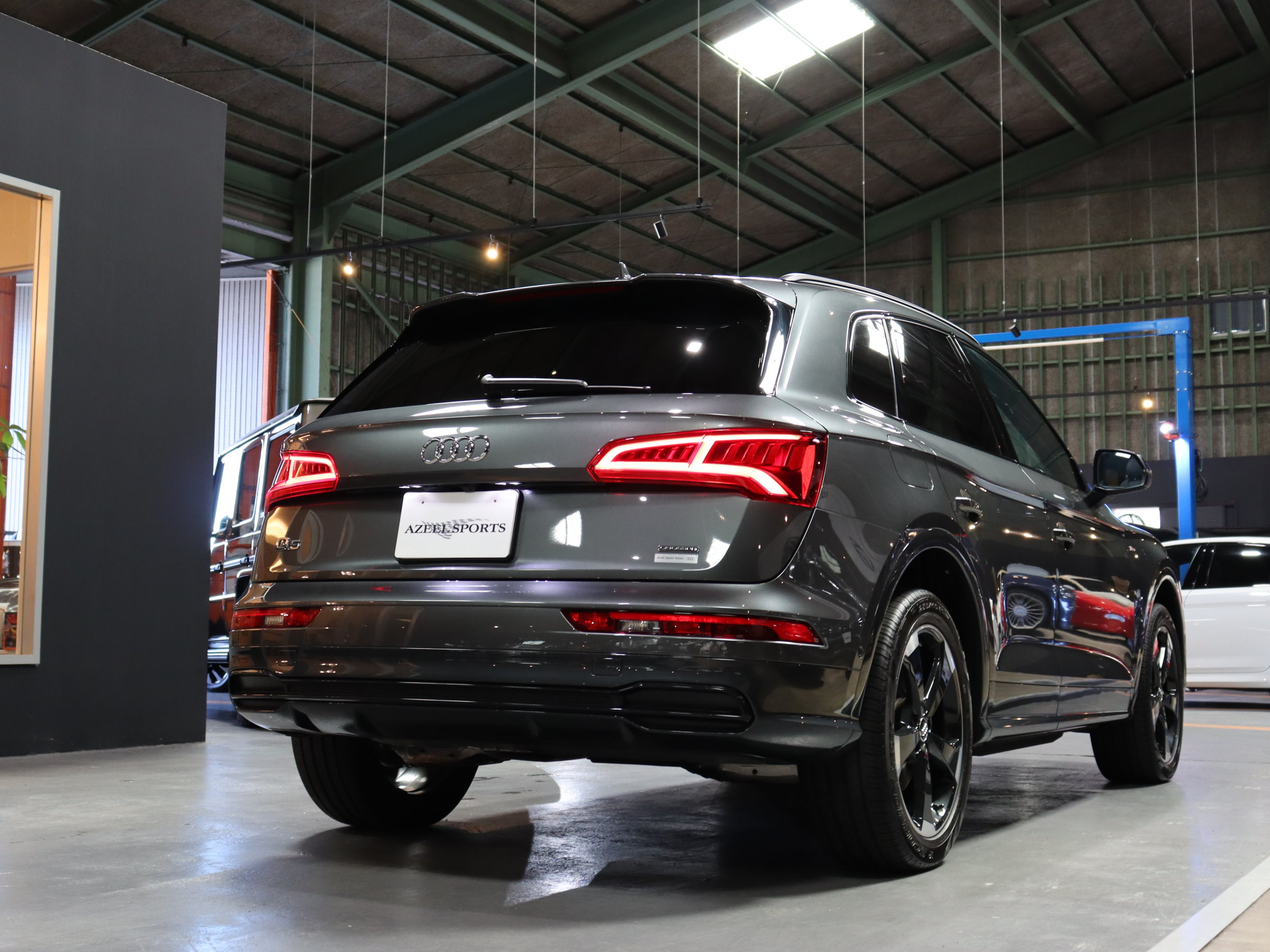 アウディ　Ｑ５　Ｓライン　コンペティション