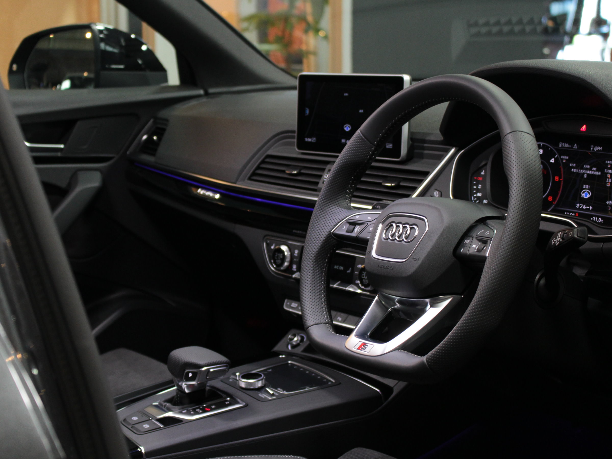アウディ　Ｑ５　Ｓライン　コンペティション