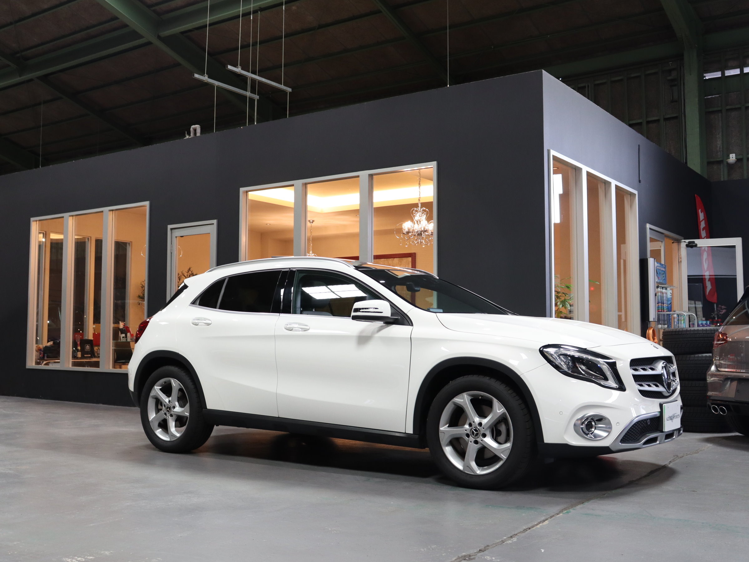 メルセデスベンツ　ＧＬＡ２２０　４マチック