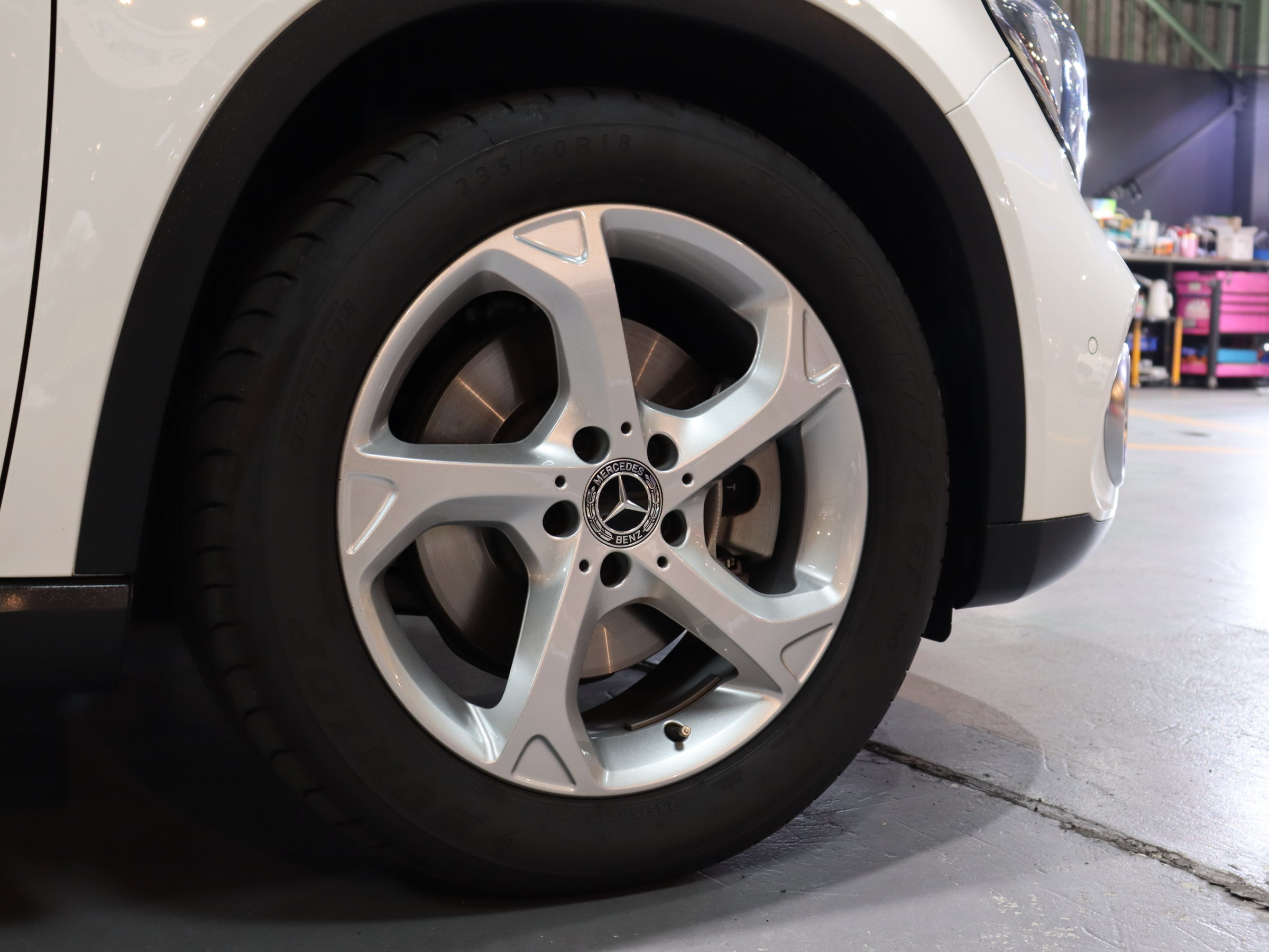 メルセデスベンツ　ＧＬＡ２２０　４マチック