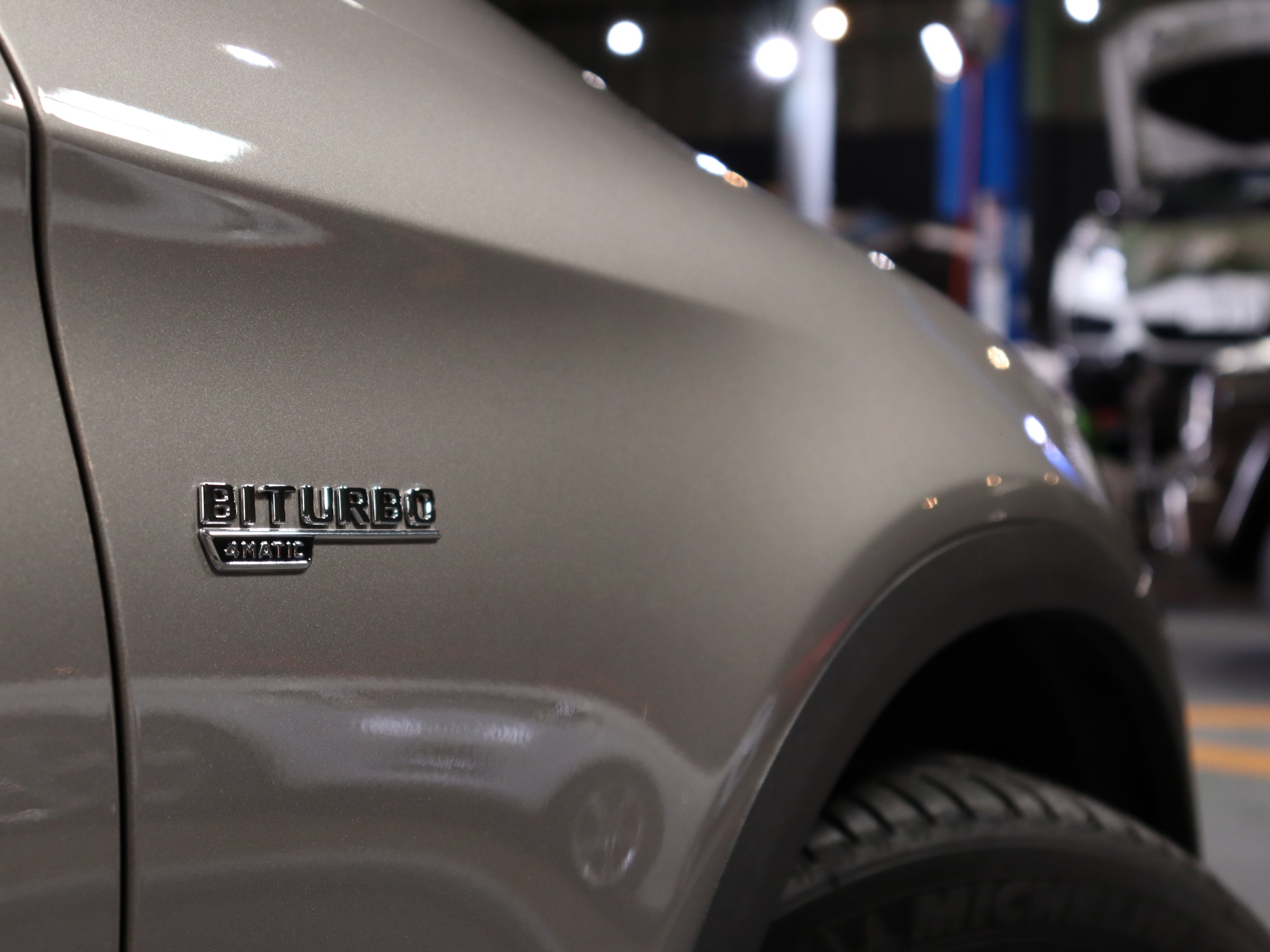 メルセデスＡＭＧ　ＧＬＣ４３　４マチック　（後期）