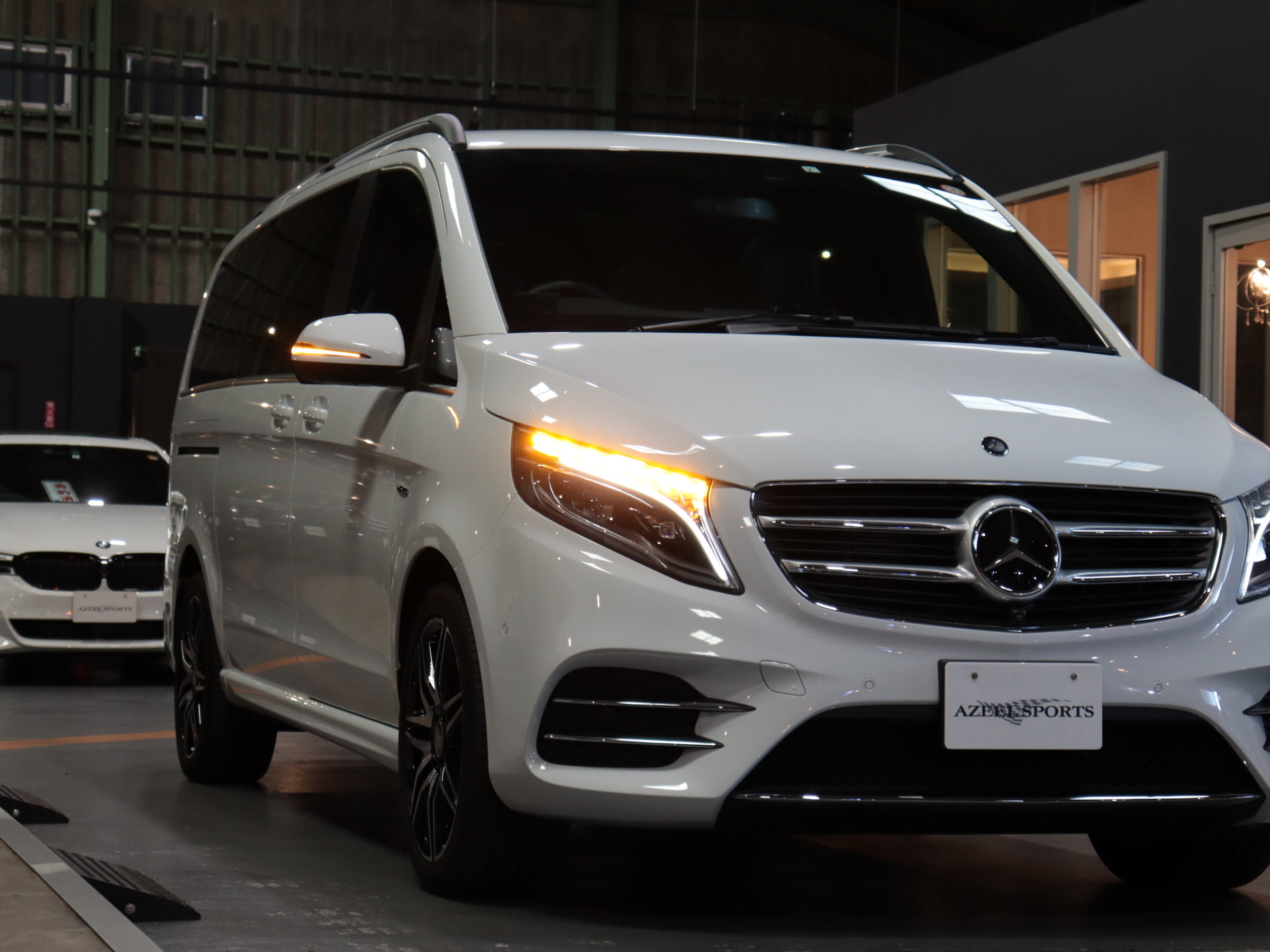 メルセデスベンツ　Ｖ２２０ｄスポーツ　ロング
