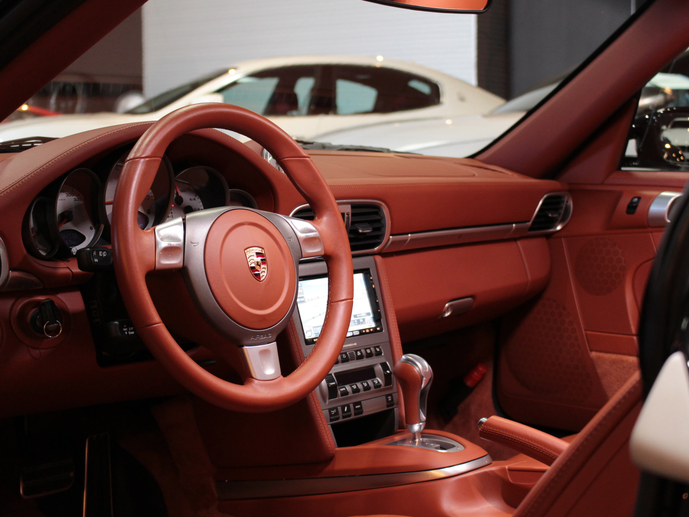 ポルシェ　９１１カレラ　４Ｓ　（９９７型）