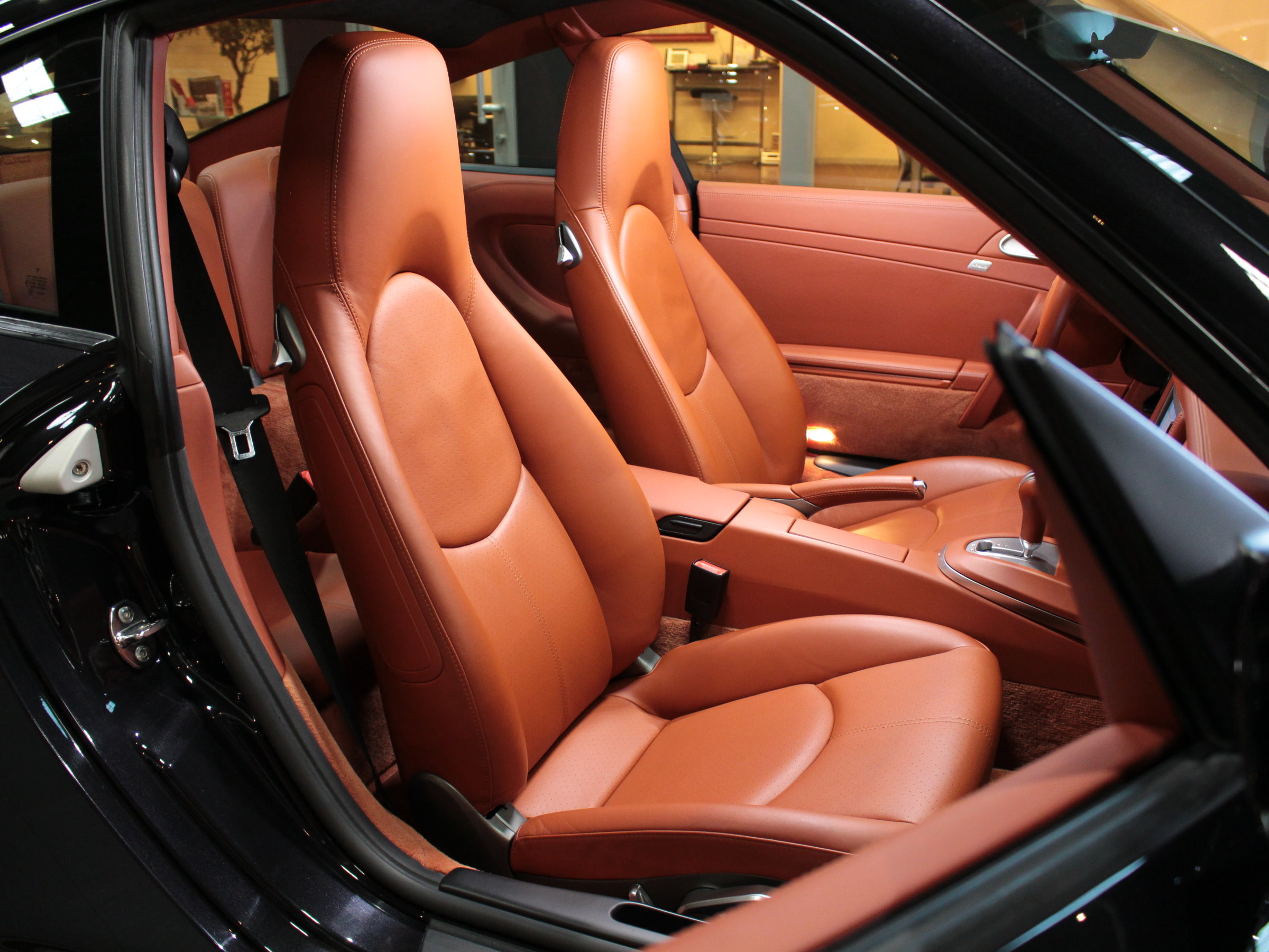 ポルシェ　９１１カレラ　４Ｓ　（９９７型）