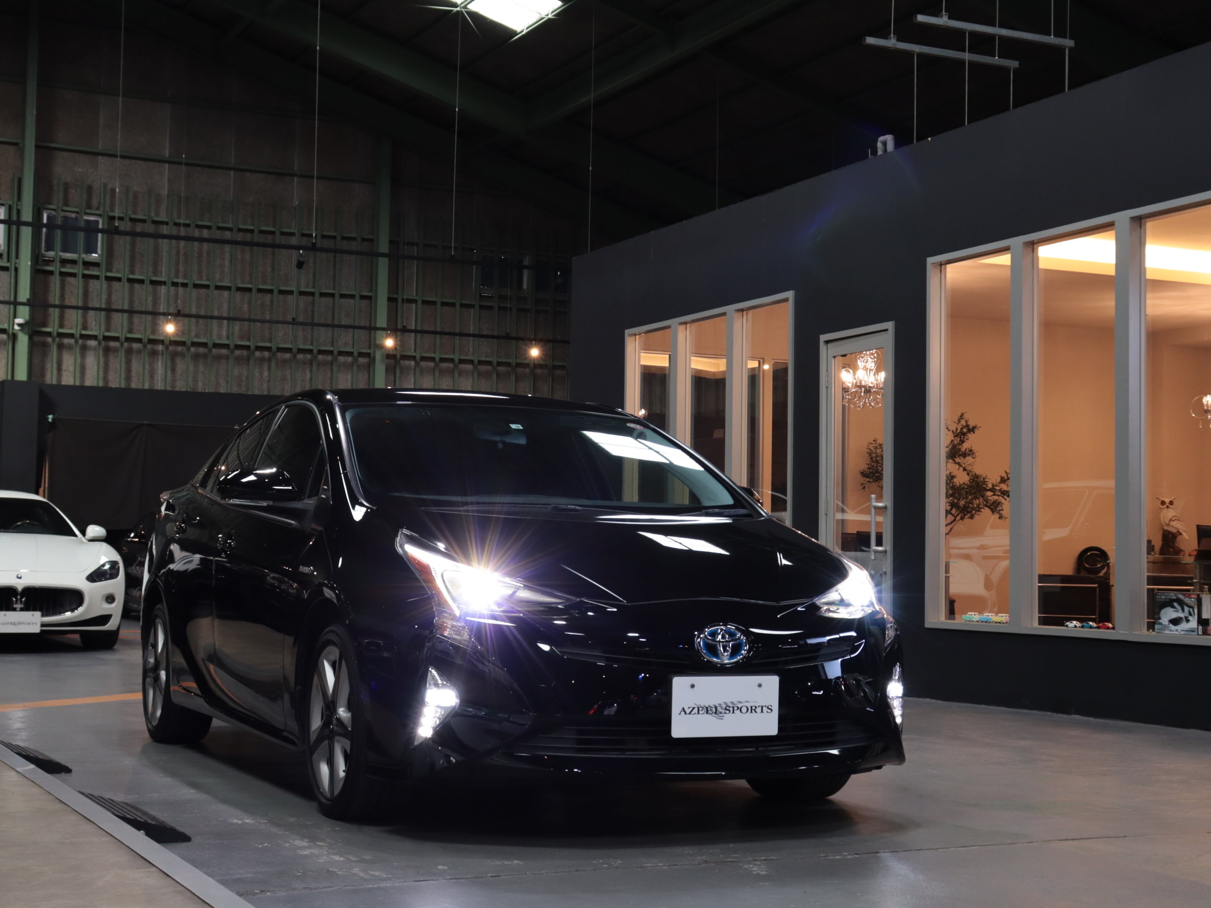 トヨタ　プリウス　Ｓツーリングセレクション