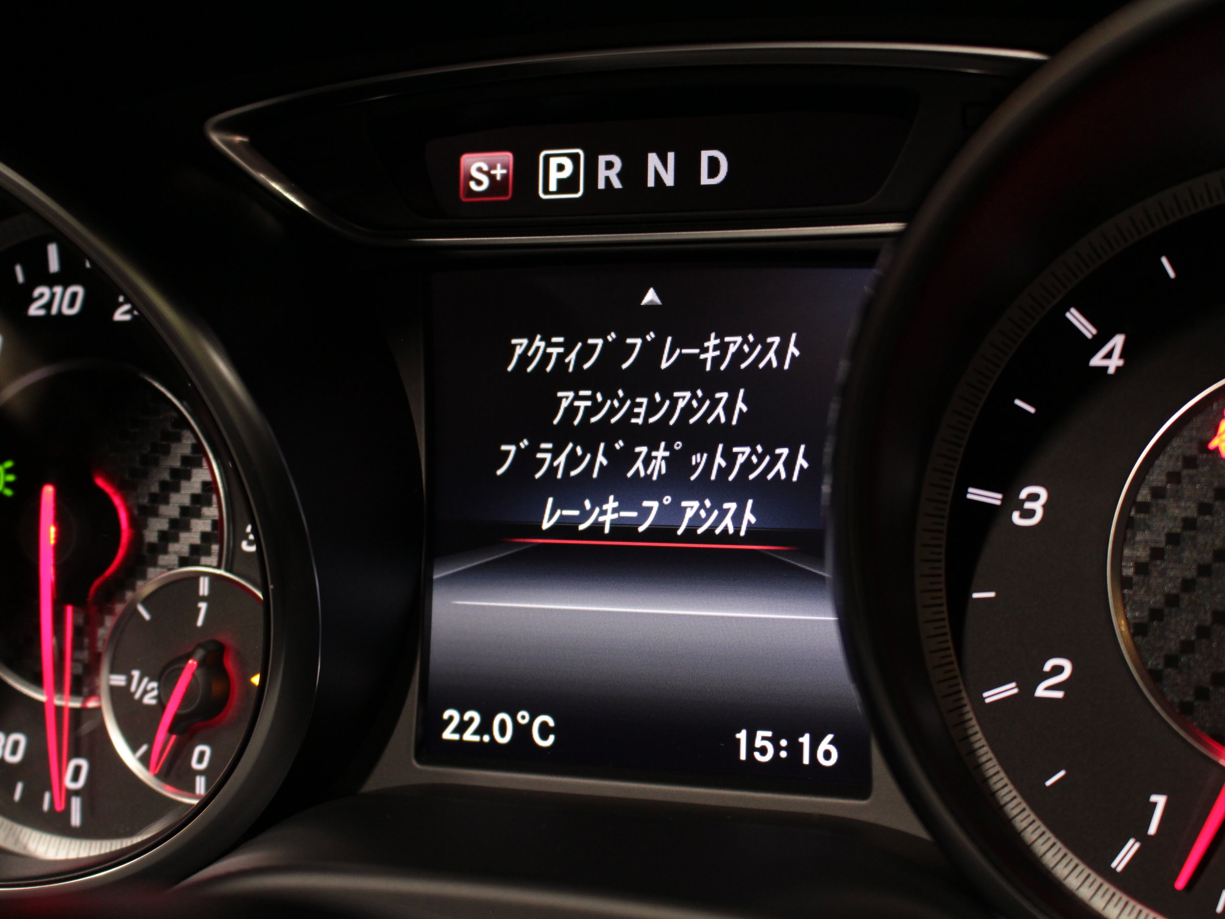 メルセデスＡＭＧ　ＧＬＡ４５　４マチック　アドバンスドＰＫＧ