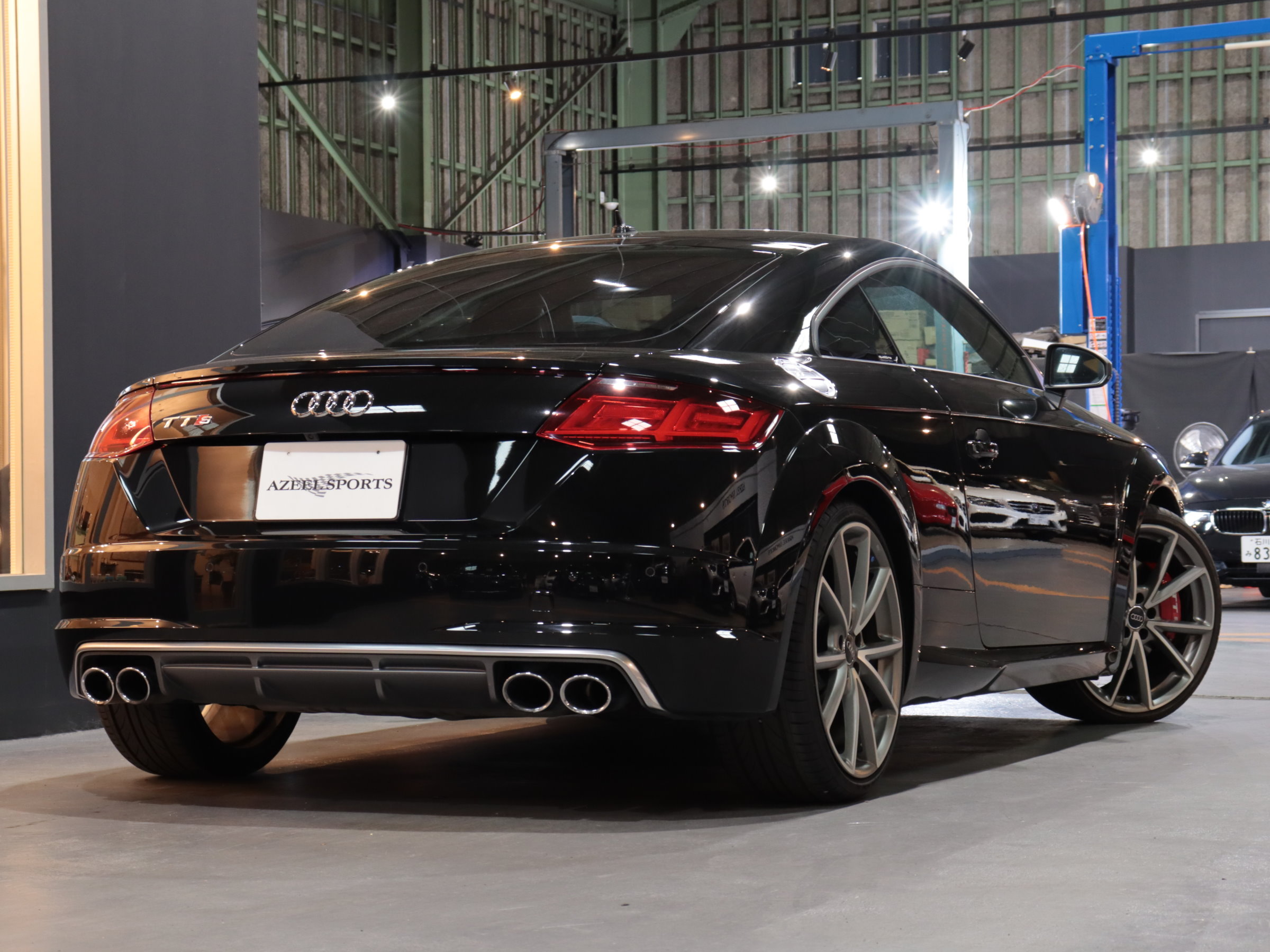 アウディ　ＴＴＳクーペ　アーバンスポーツリミテッド　１１０台限定車