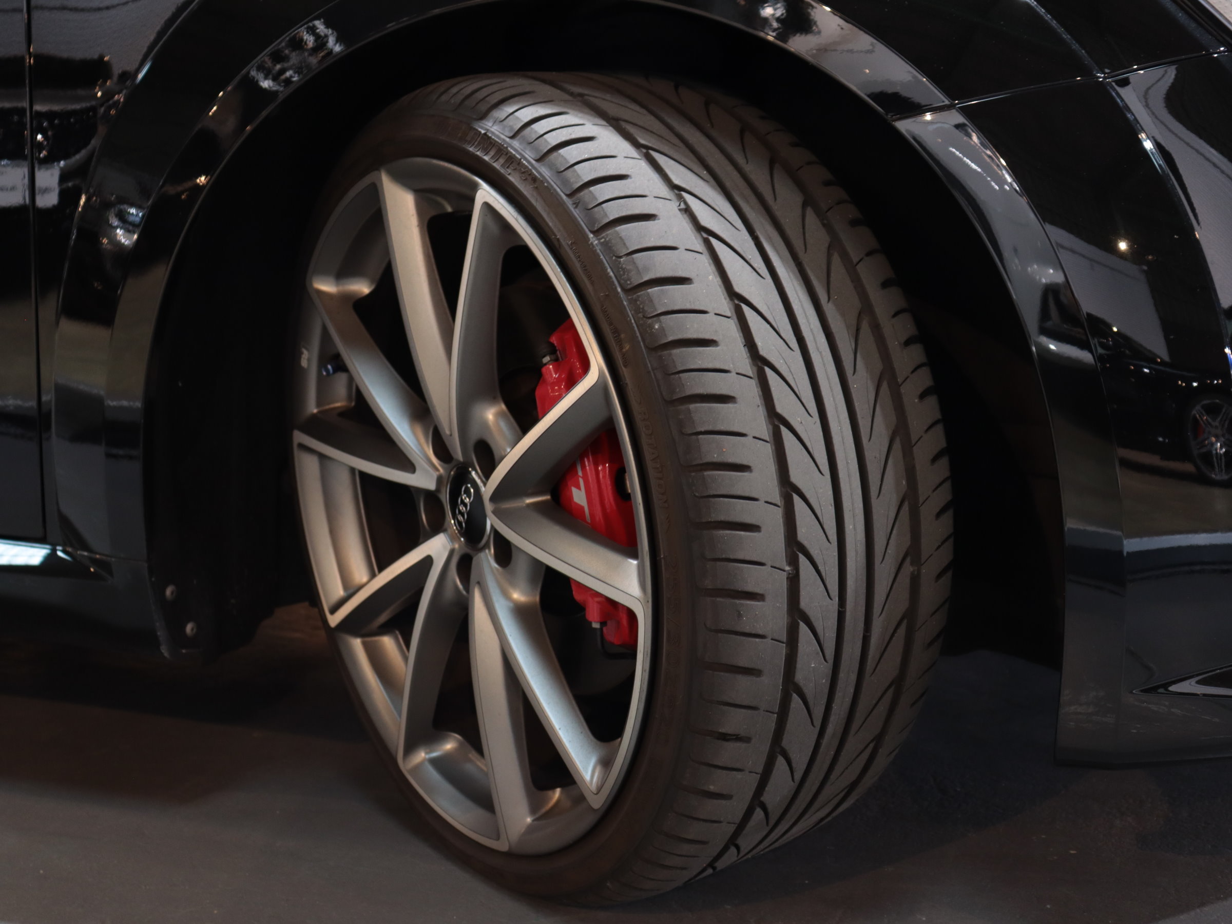 アウディ　ＴＴＳクーペ　アーバンスポーツリミテッド　１１０台限定車